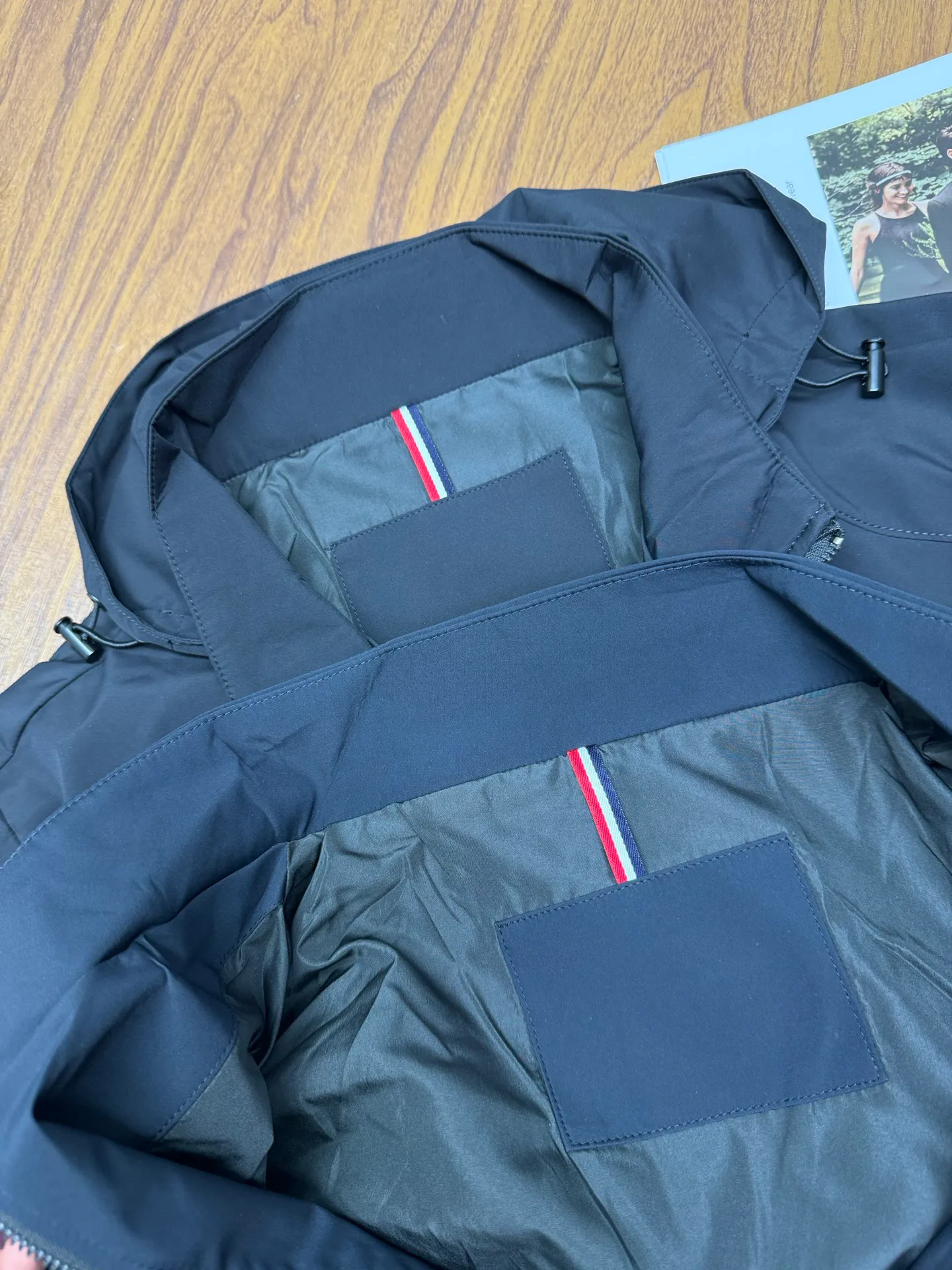 Men's Jackets And Down Jackets MONCLER 18068732