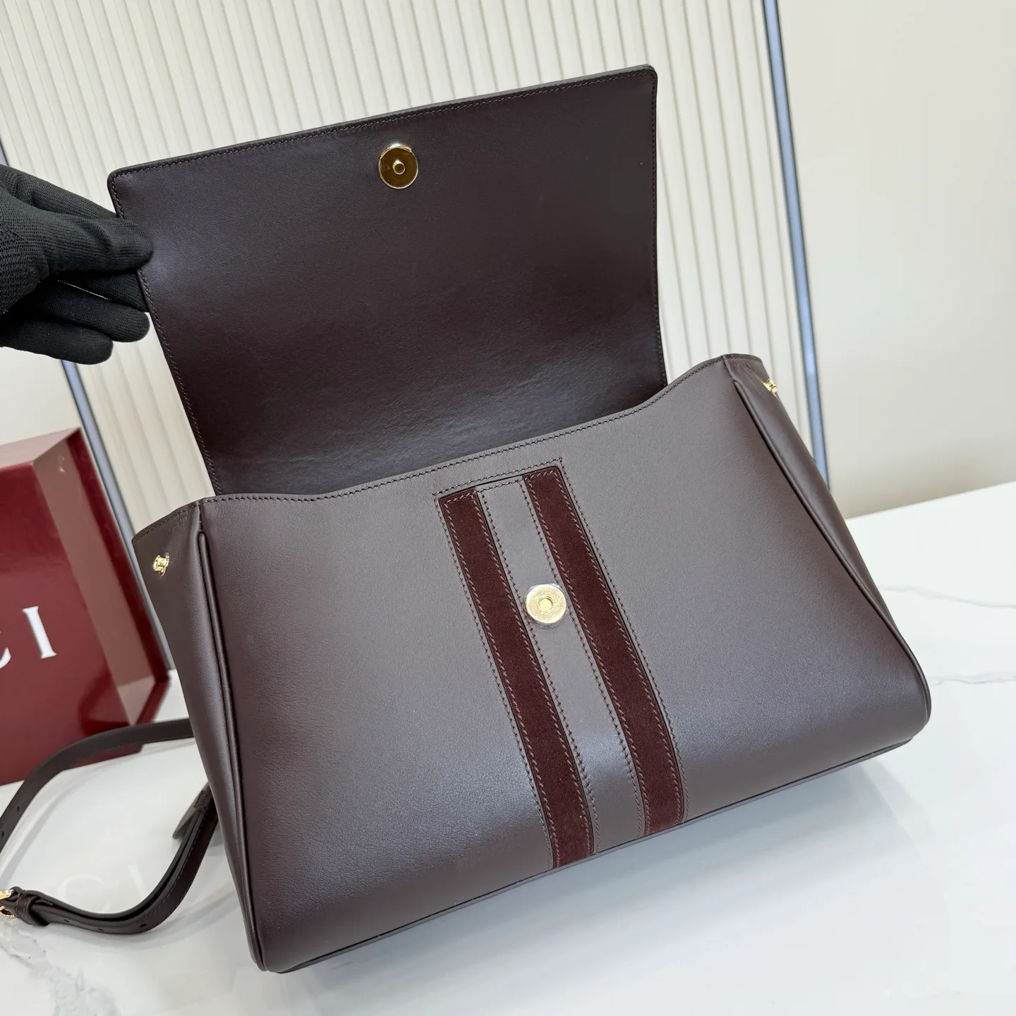 Women's Classic Handbags GUCCI 18156485