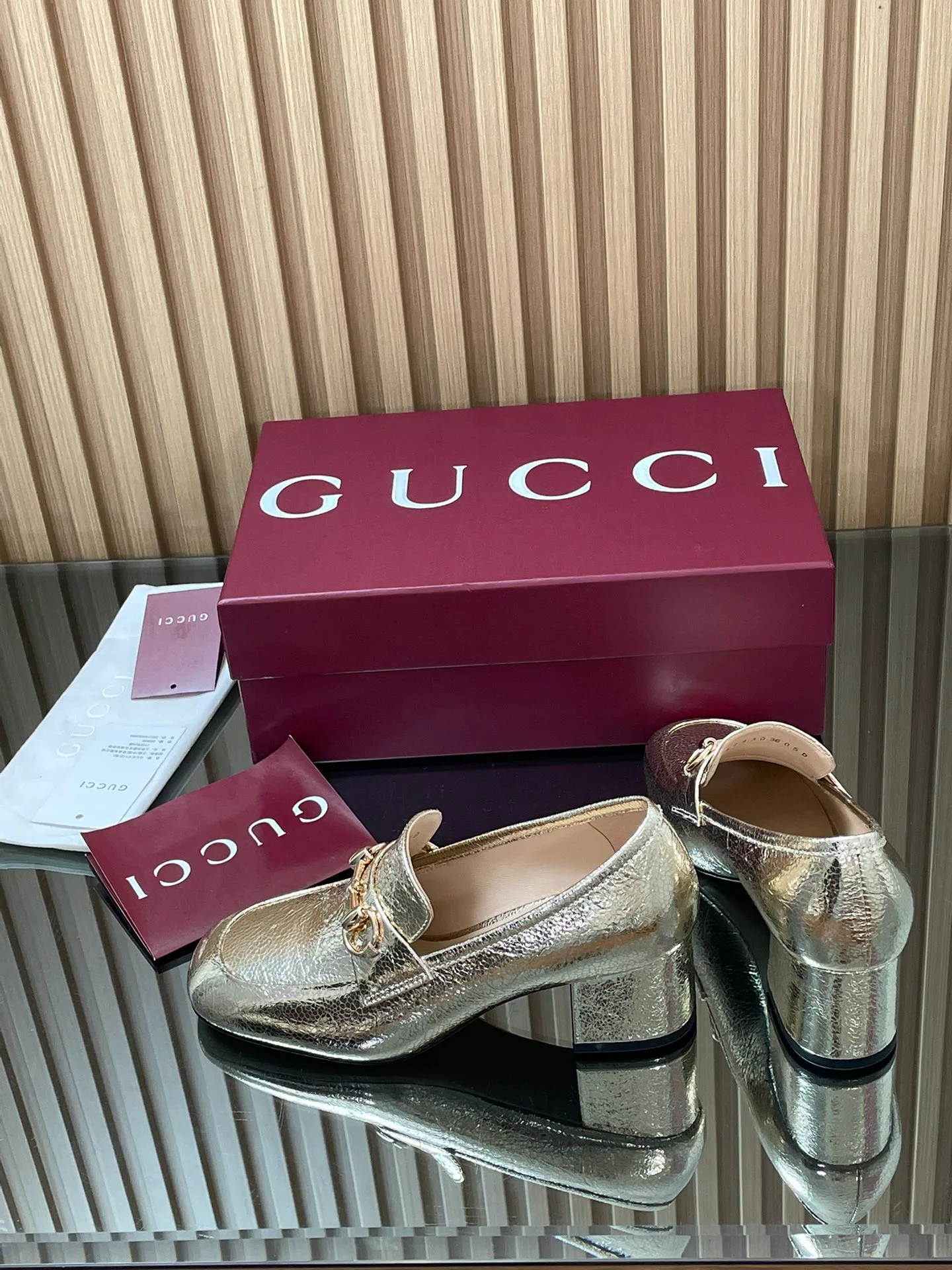 Women's Loafers And Moccasins GUCCI 18152970