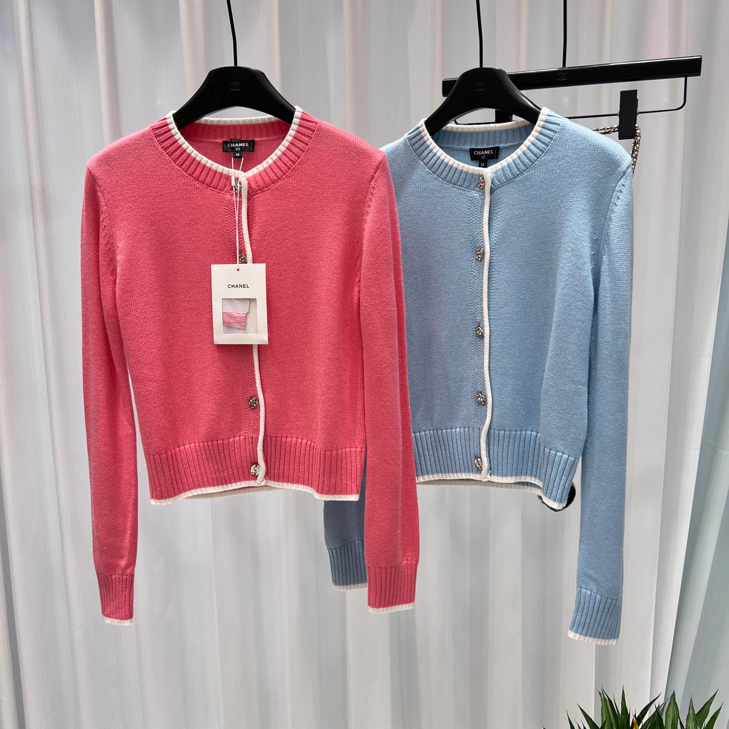 Women's Jumpers And Sweaters CHANEL 18337895