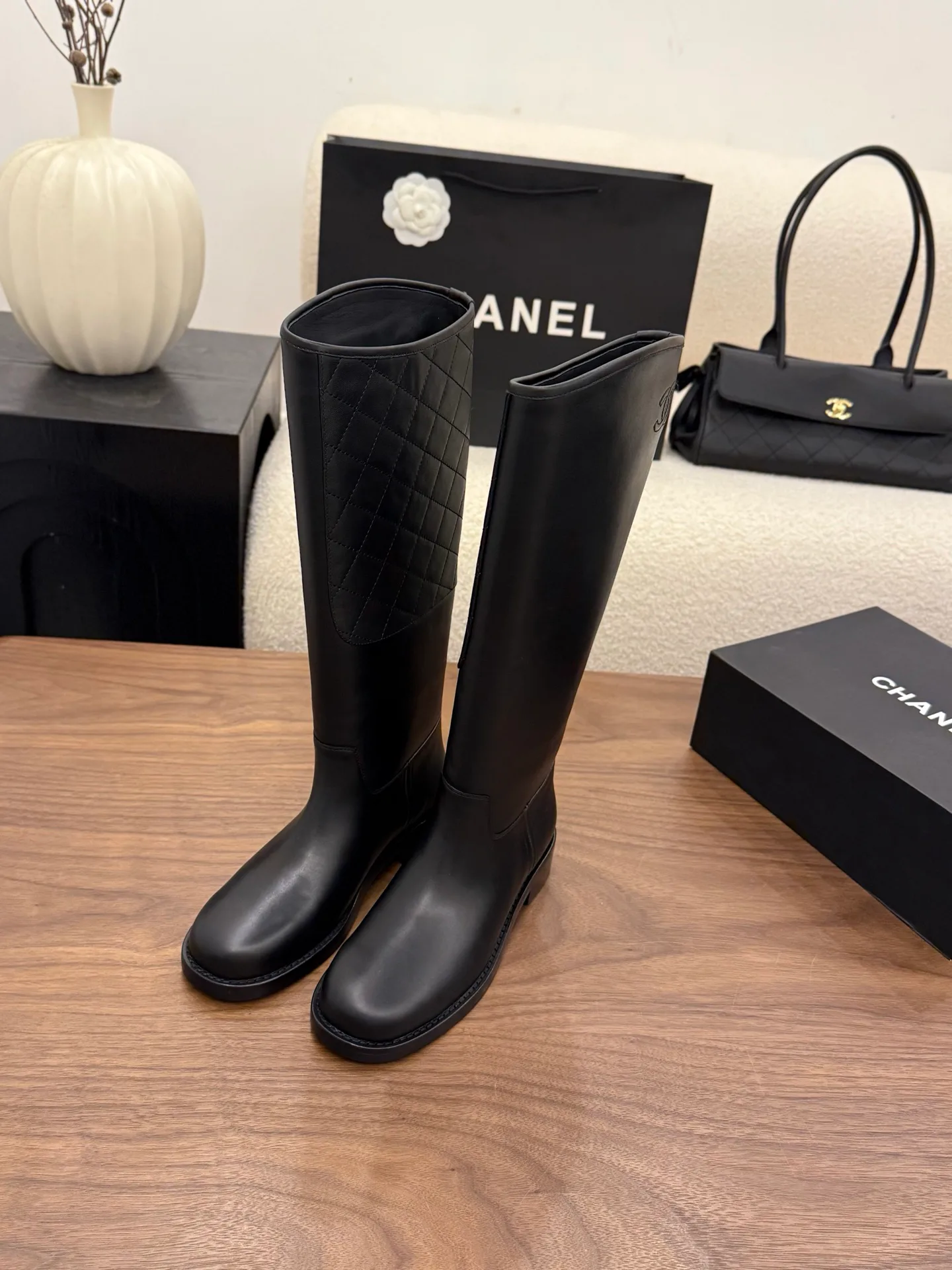 Women's Boots CHANEL 18440821