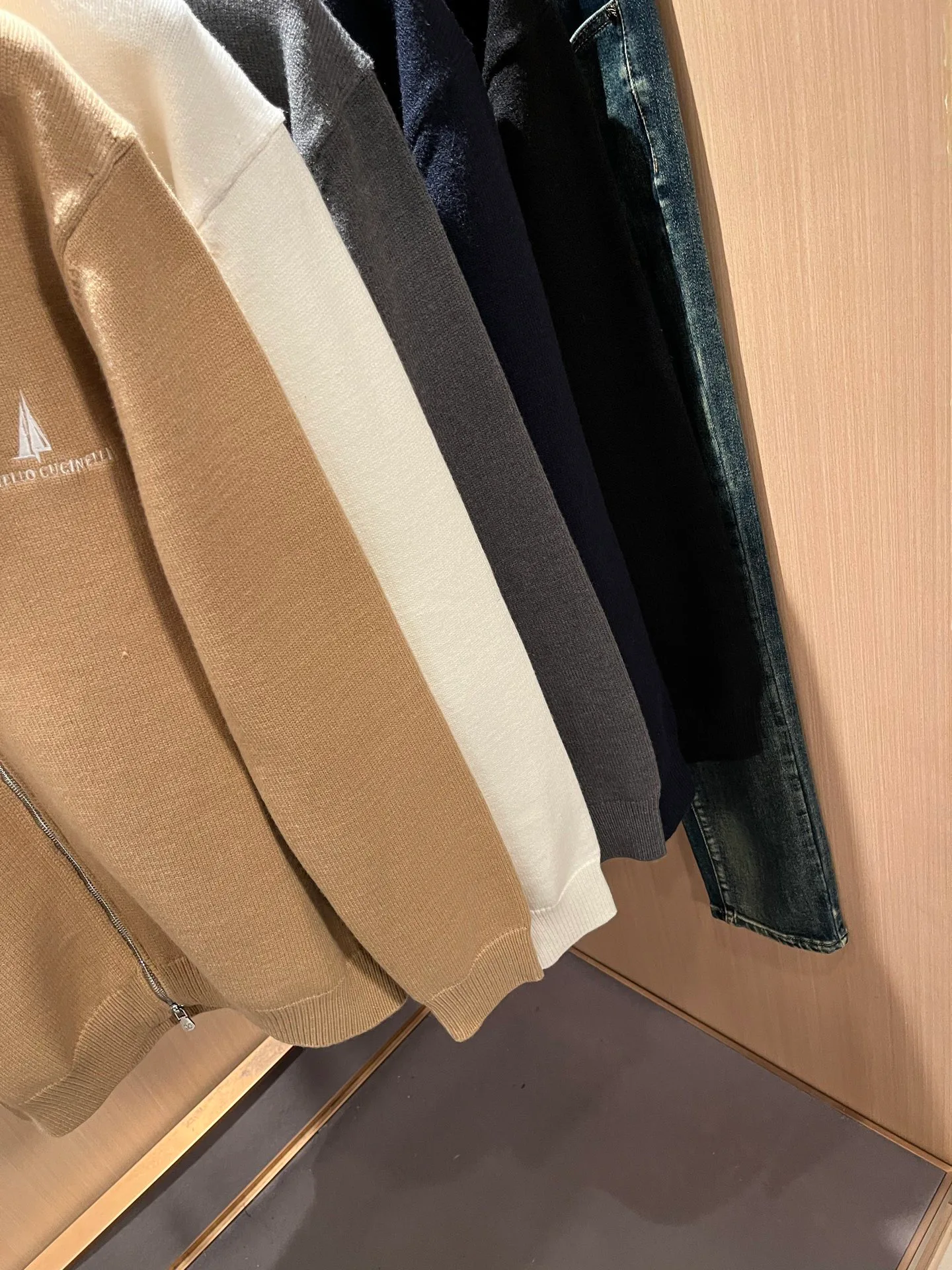 Men's Jumpers And Sweaters BRUNELLO CUCINELLI 18395767
