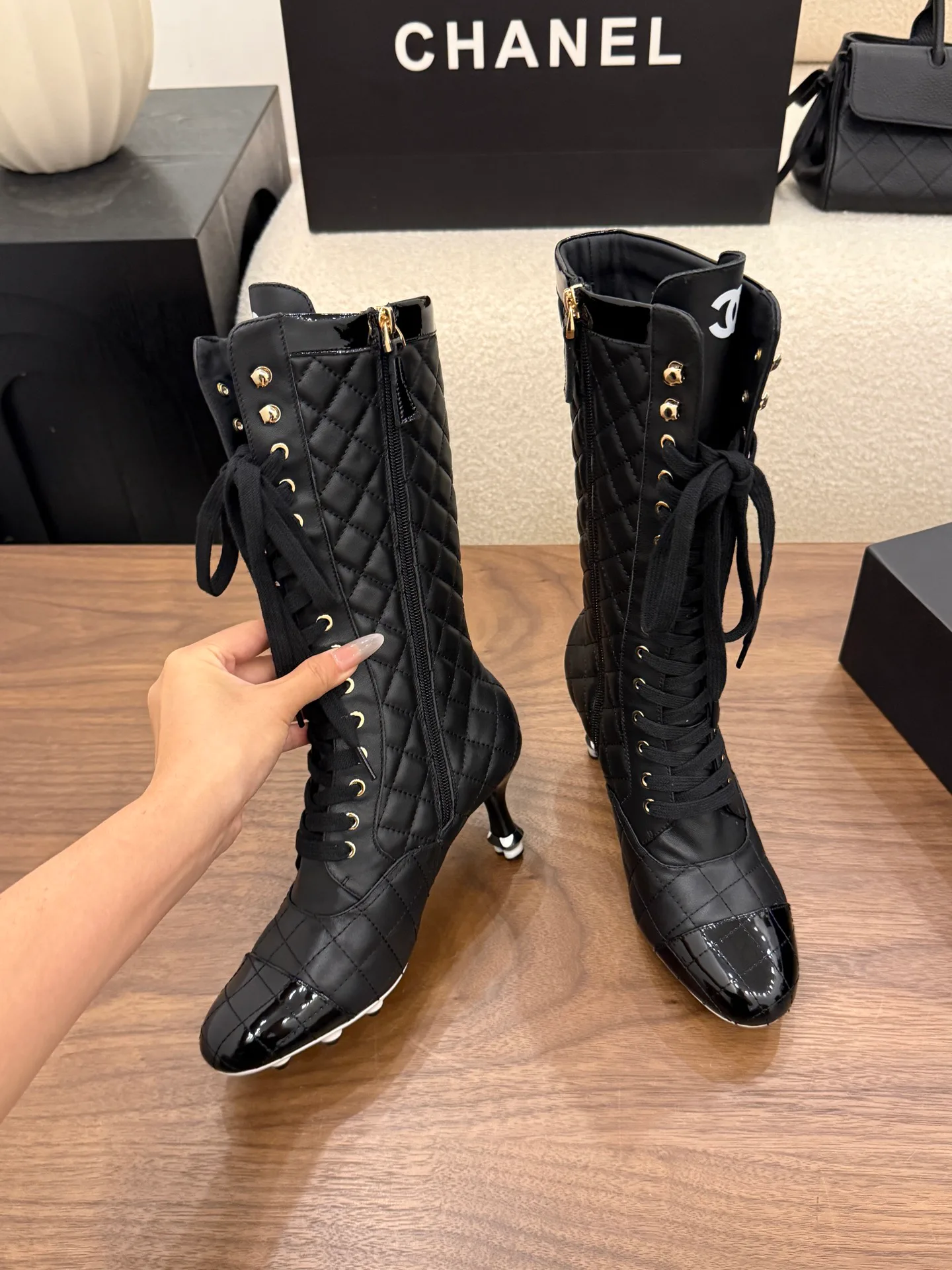 Women's Boots CHANEL 17920836