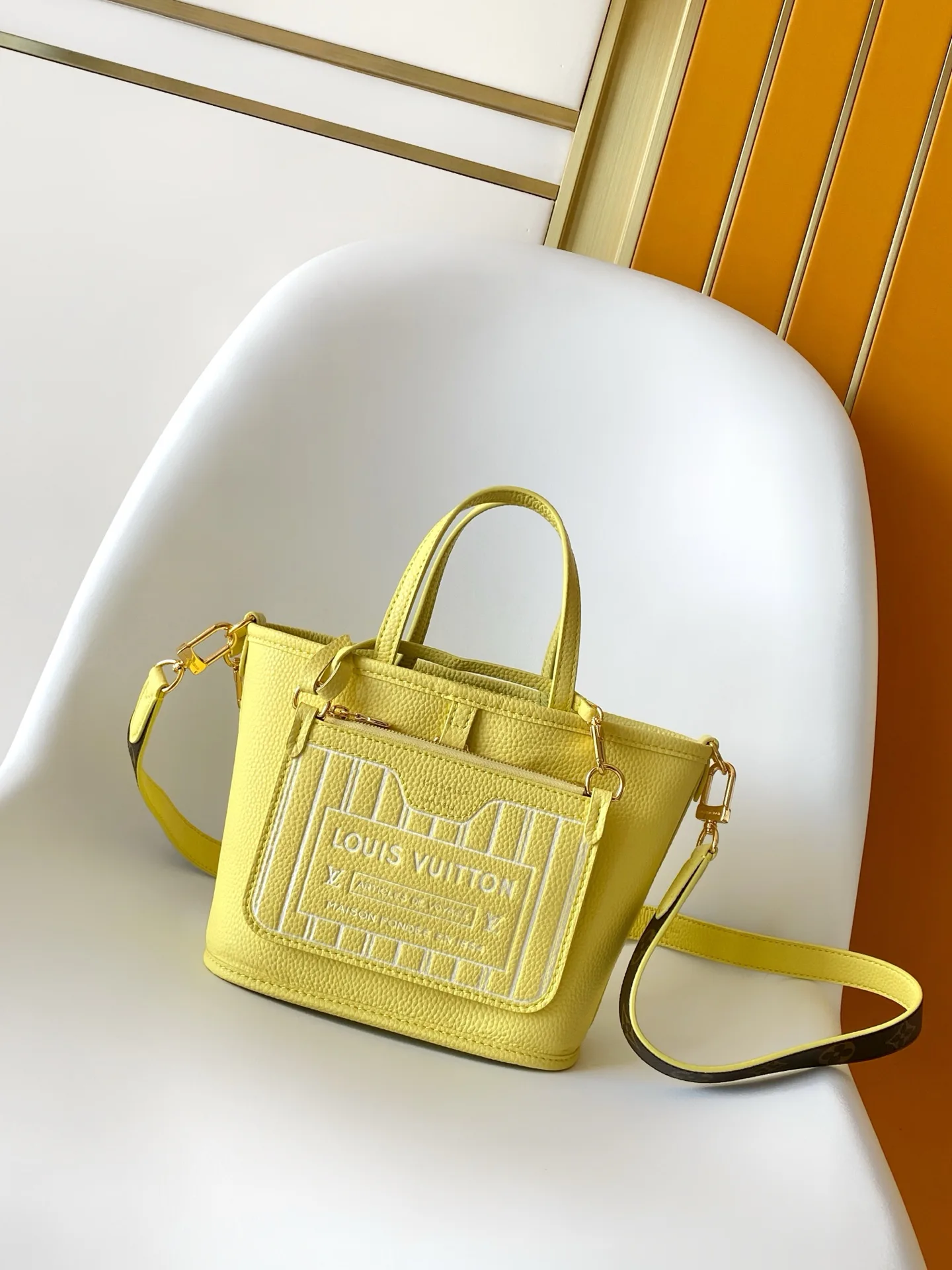 Women's Classic Handbags LOUIS VUITTON 17483326