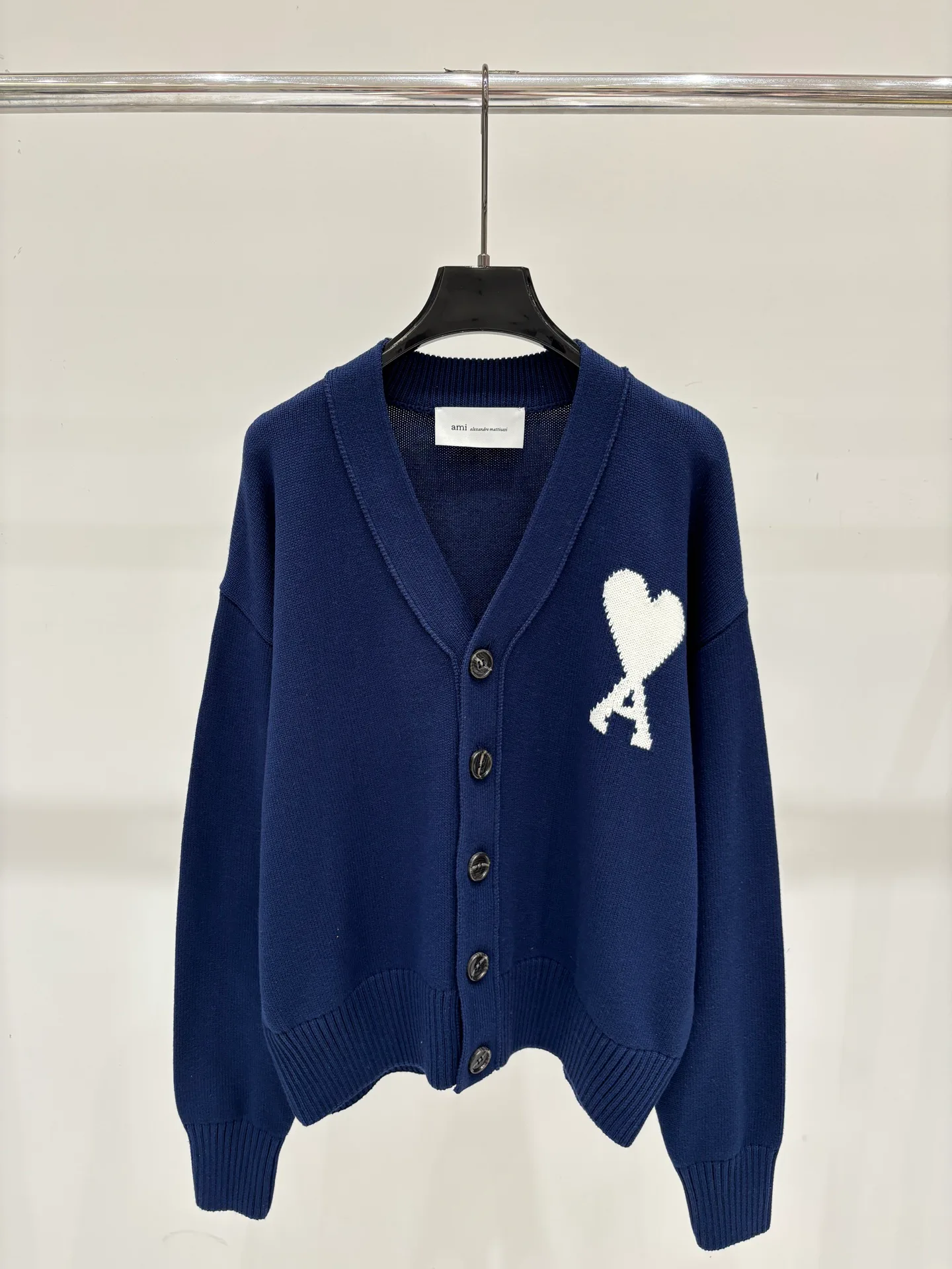 Women's Jumpers And Sweaters AMI PARIS 18032631