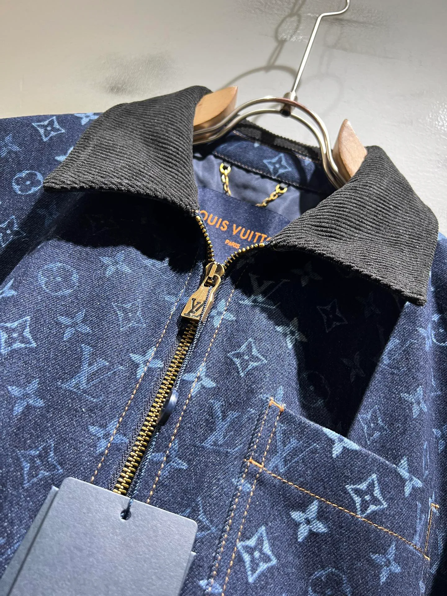 Men's Jackets And Down Jackets LOUIS VUITTON 18080717