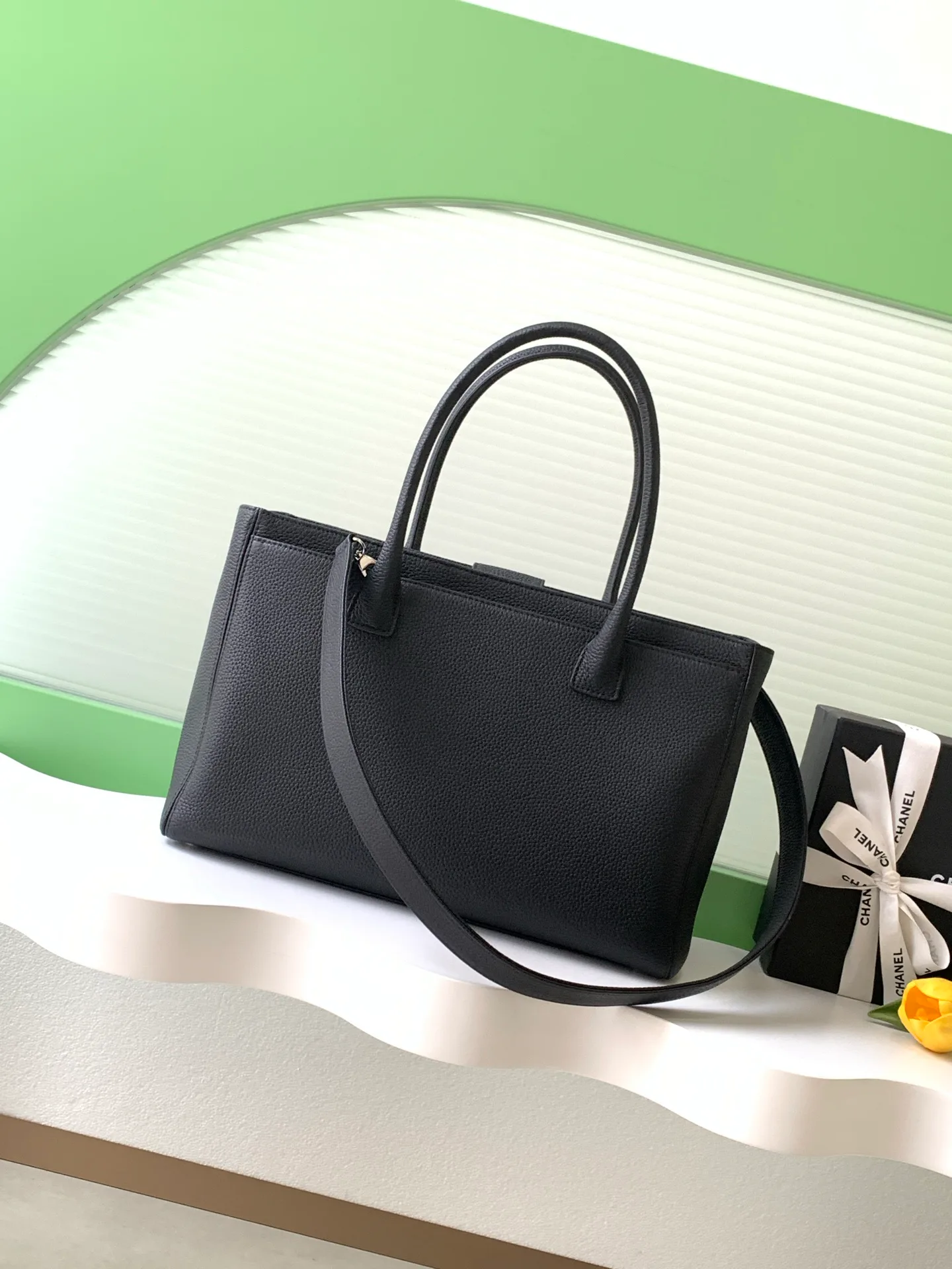 Women's Classic Handbags CHANEL 18057813