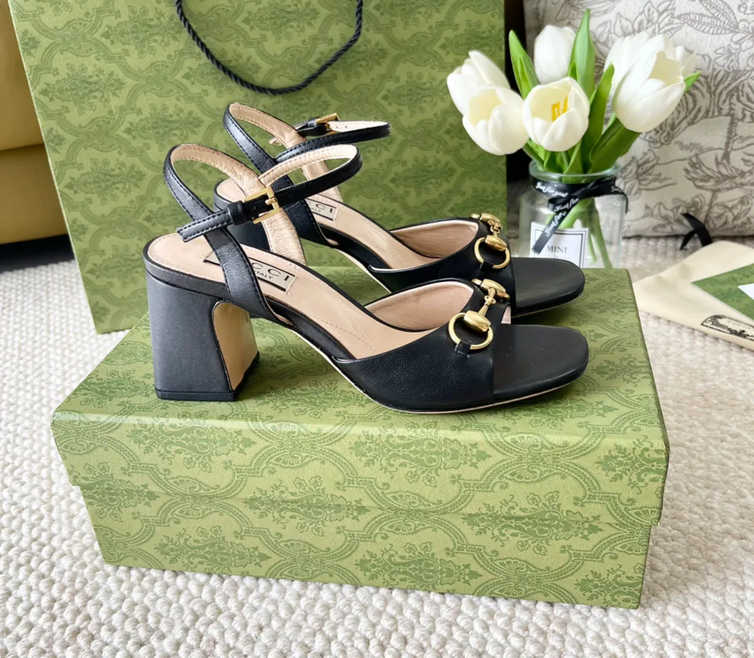 Women's Open-Toe Sandals GUCCI 17614715