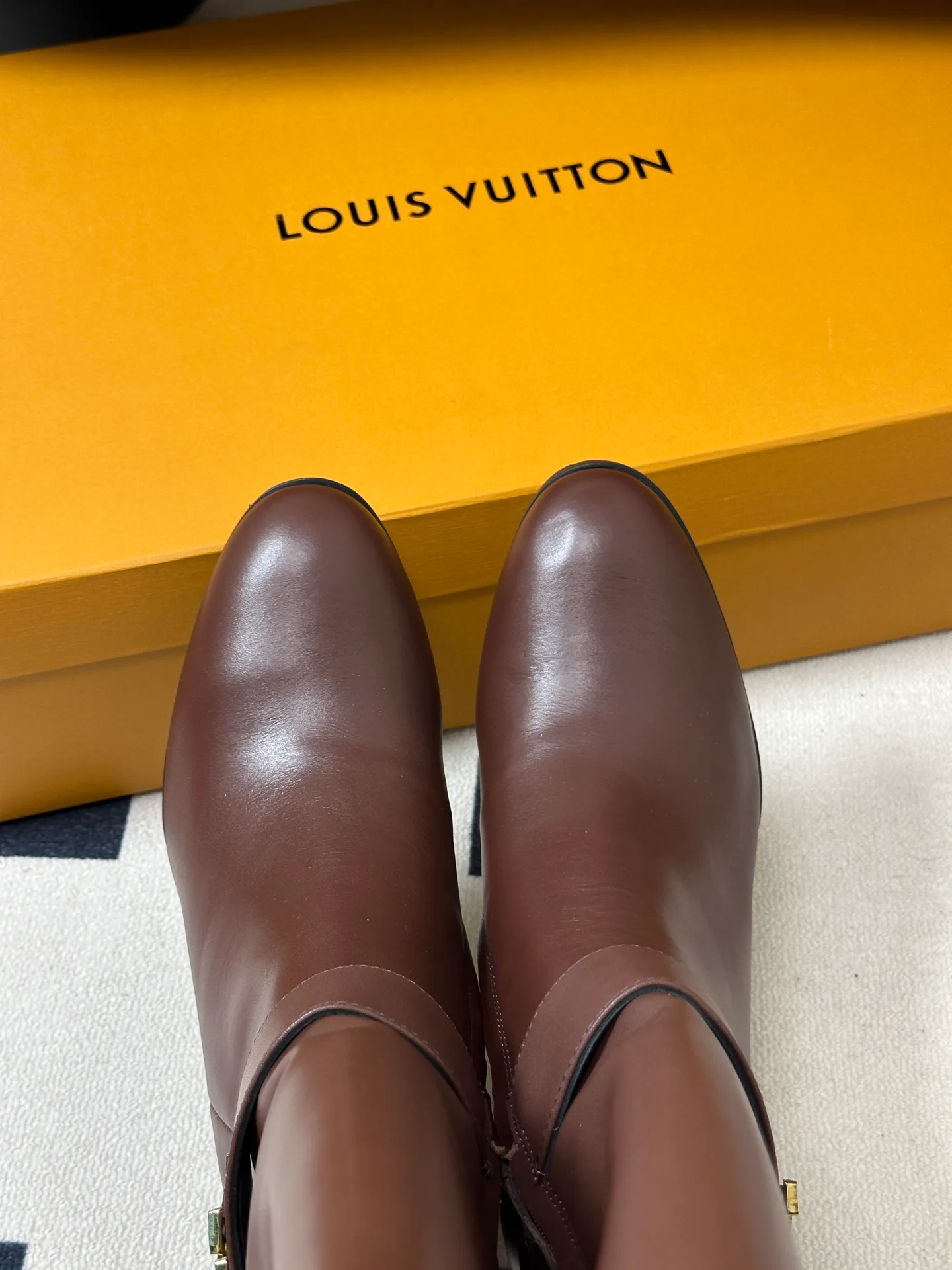 Women's Boots LOUIS VUITTON 18388112