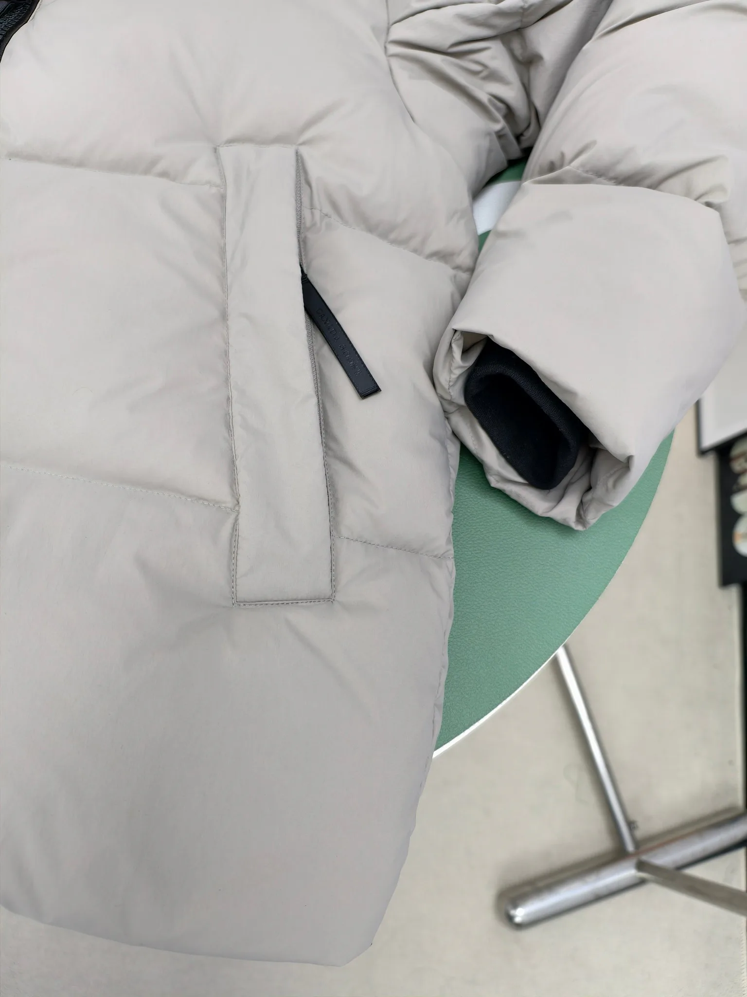Women's Jackets And Down Jackets CANADA GOOSE 18111597