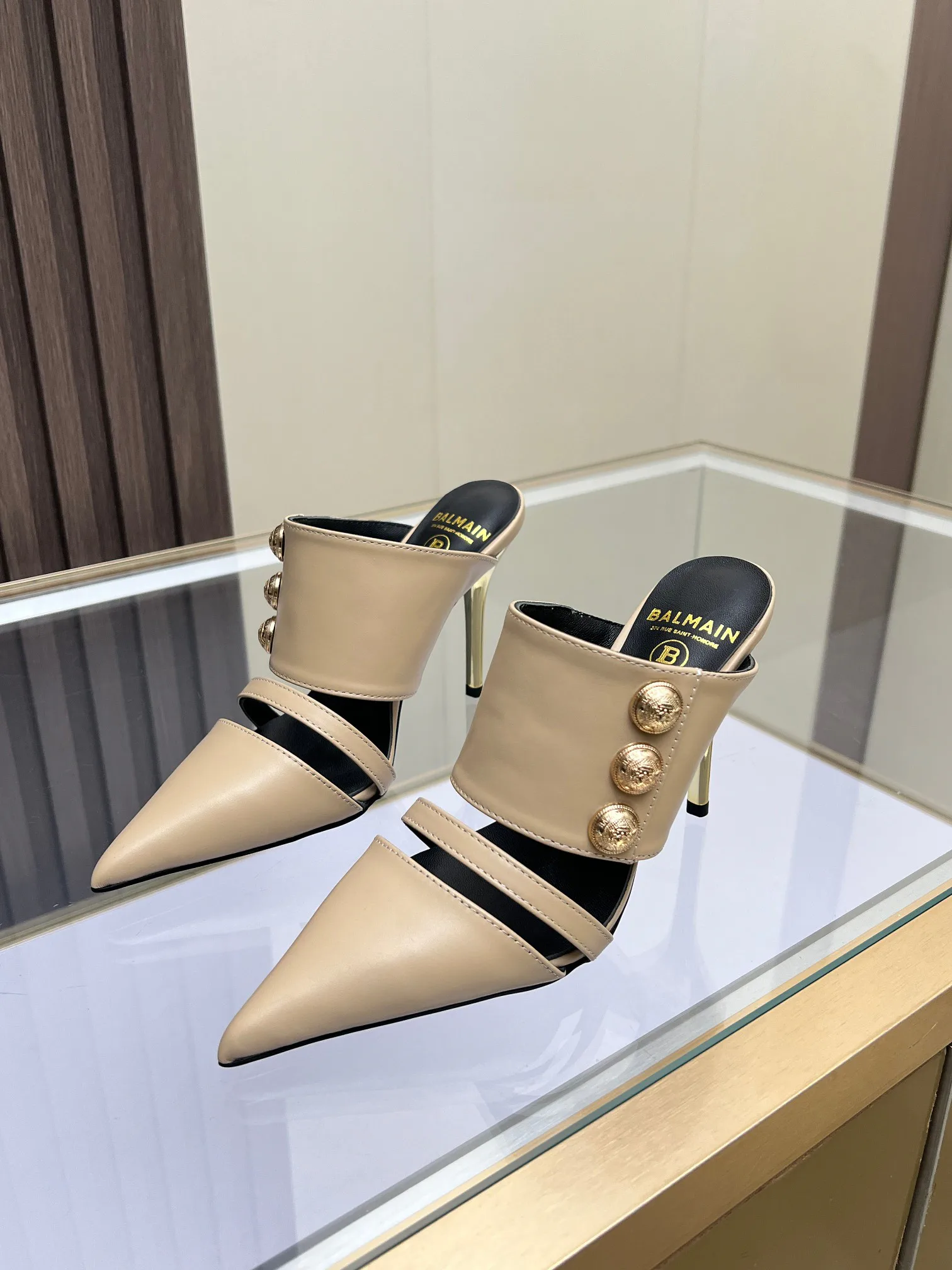 Women's Heels BALMAIN 18104239