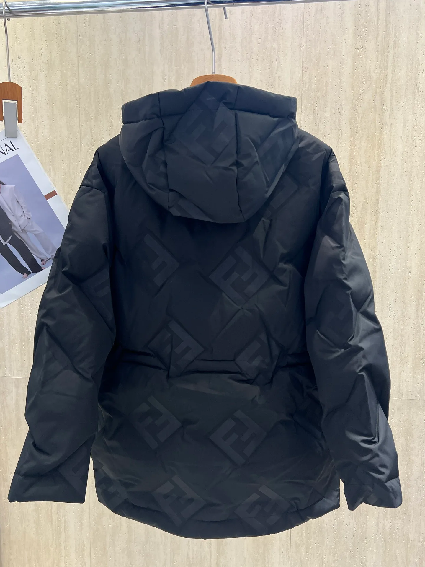 Куртки И Пуховики Мужские Fendi 18634371