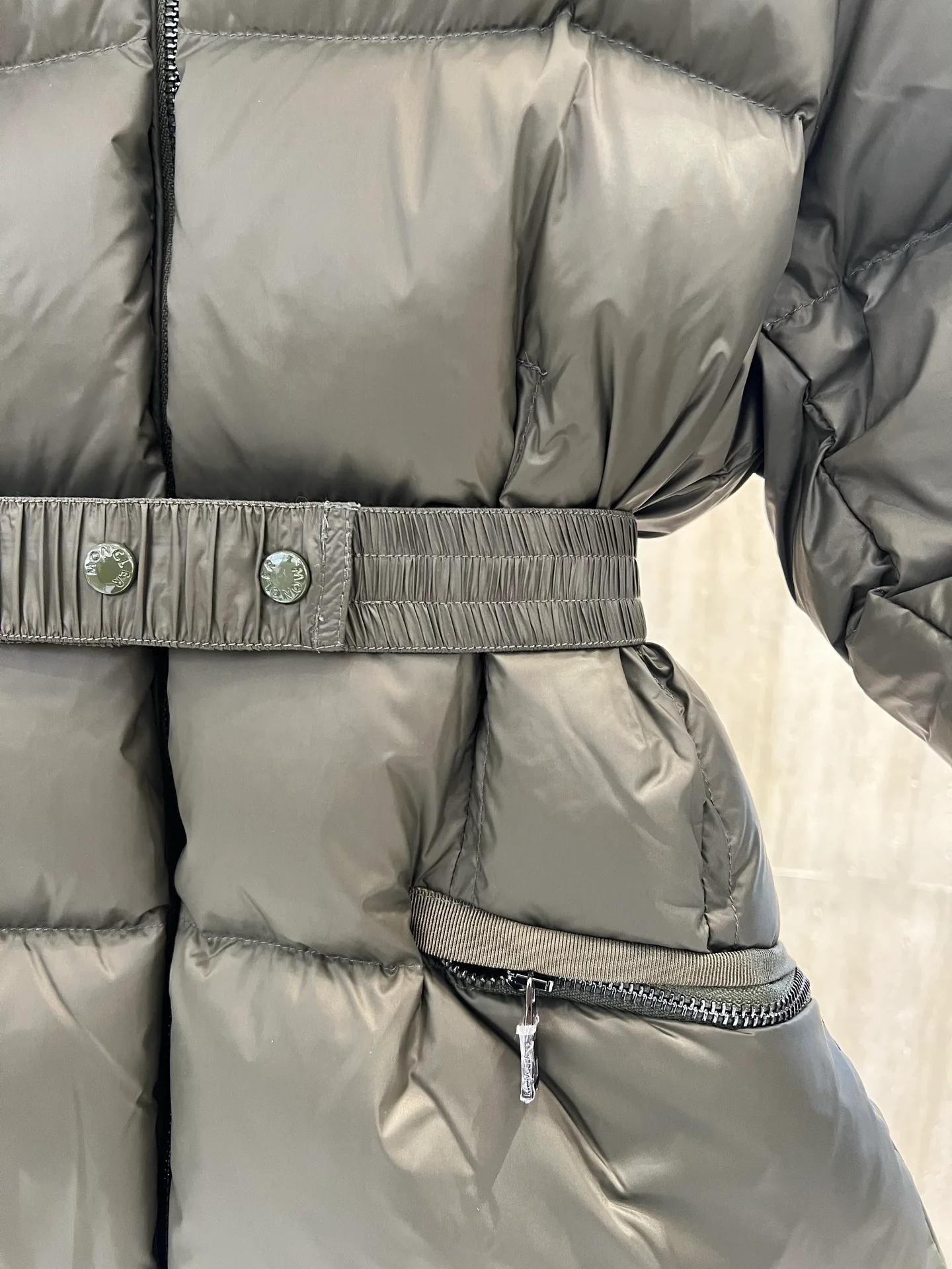 Men's Jackets And Down Jackets MONCLER 18434532