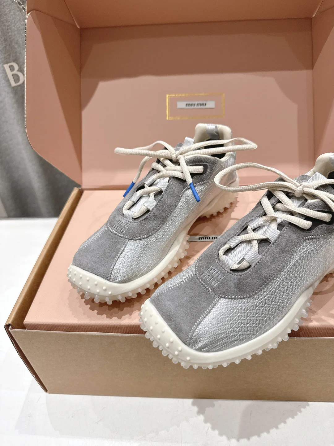 Women's Sneakers MIU MIU 17057034