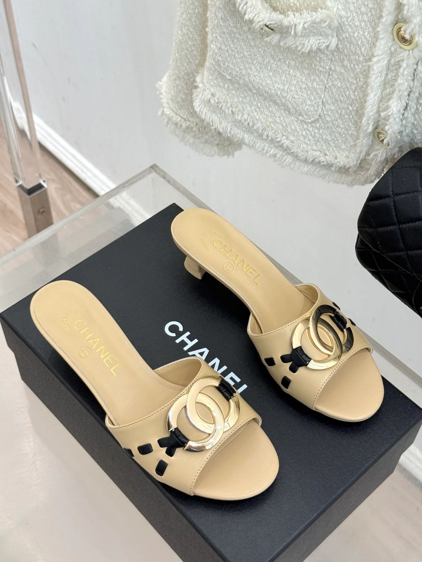 Women's Open-Toe Sandals CHANEL 17025704