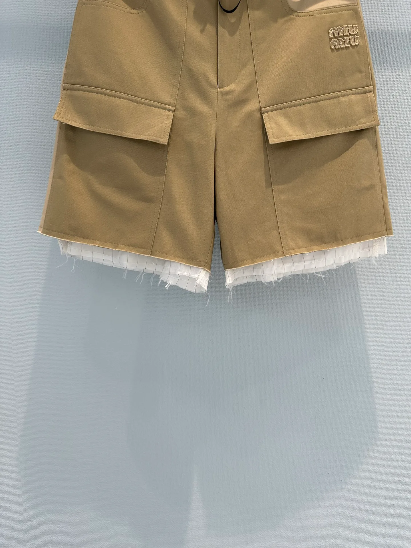 Women's Shorts MIU MIU 18114624