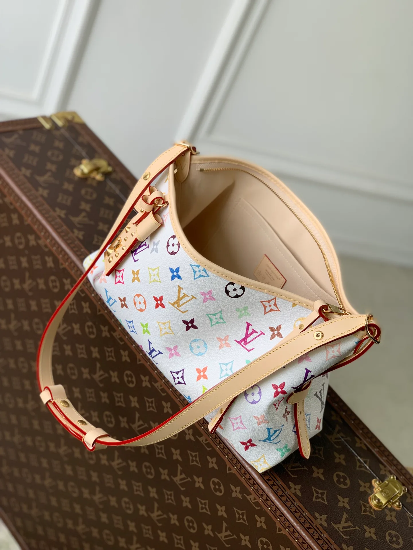 Women's Classic Handbags LOUIS VUITTON 18412576