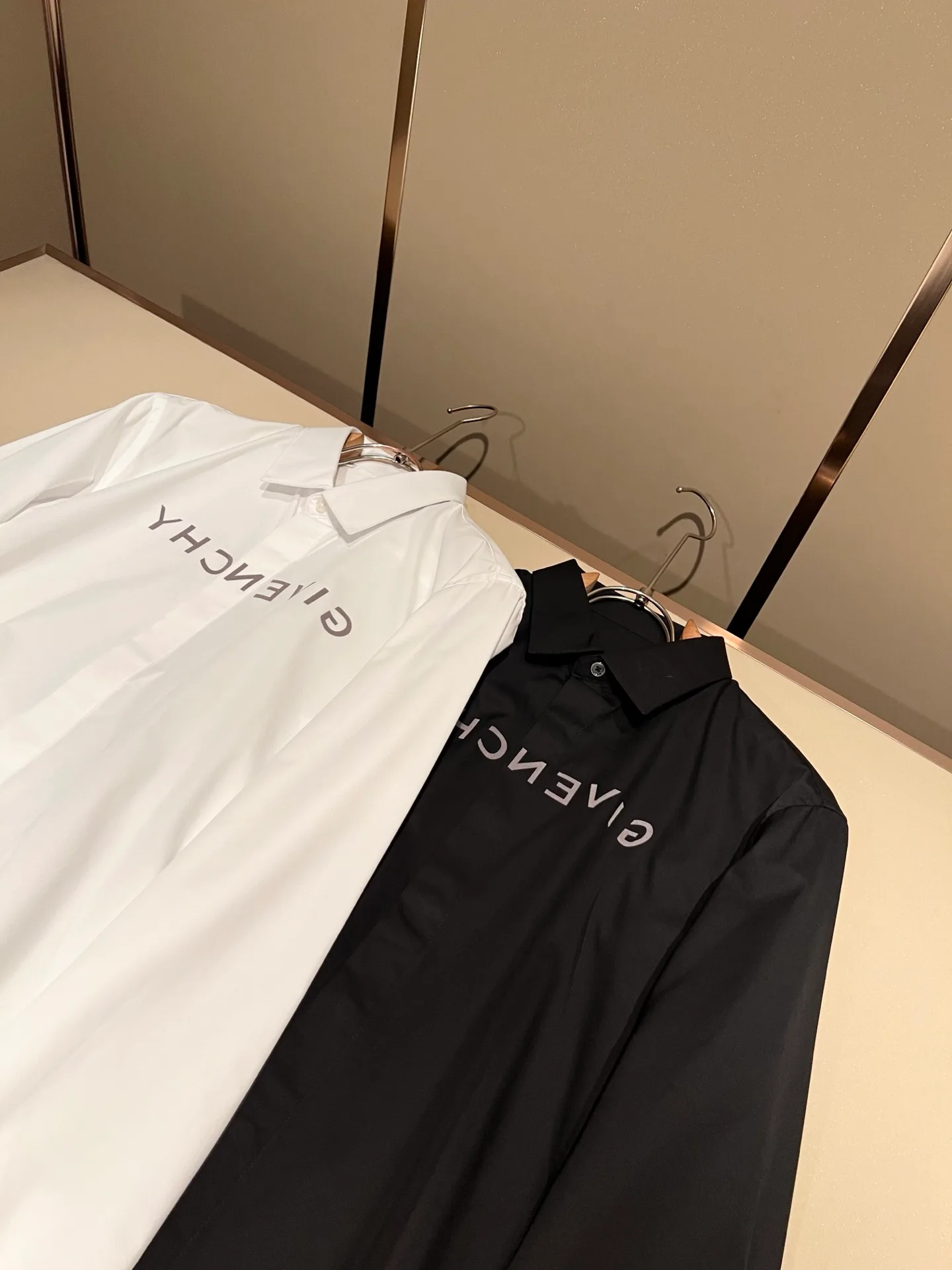 Men's Shirts GIVENCHY 18495719