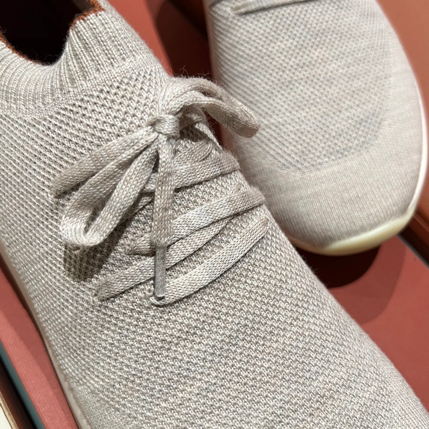 Men's Sneakers LORO PIANA 18194122
