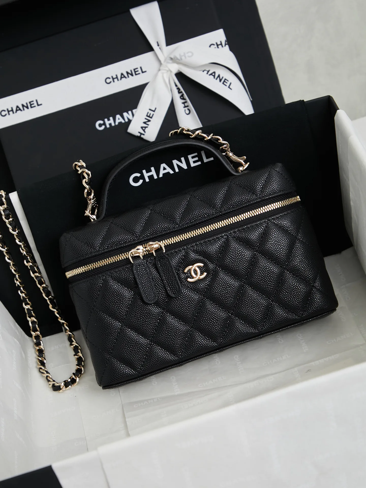 Women's Classic Handbags CHANEL 18526042