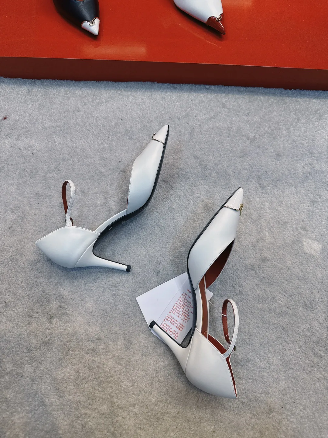 Women's Heels VALENTINO 17922387