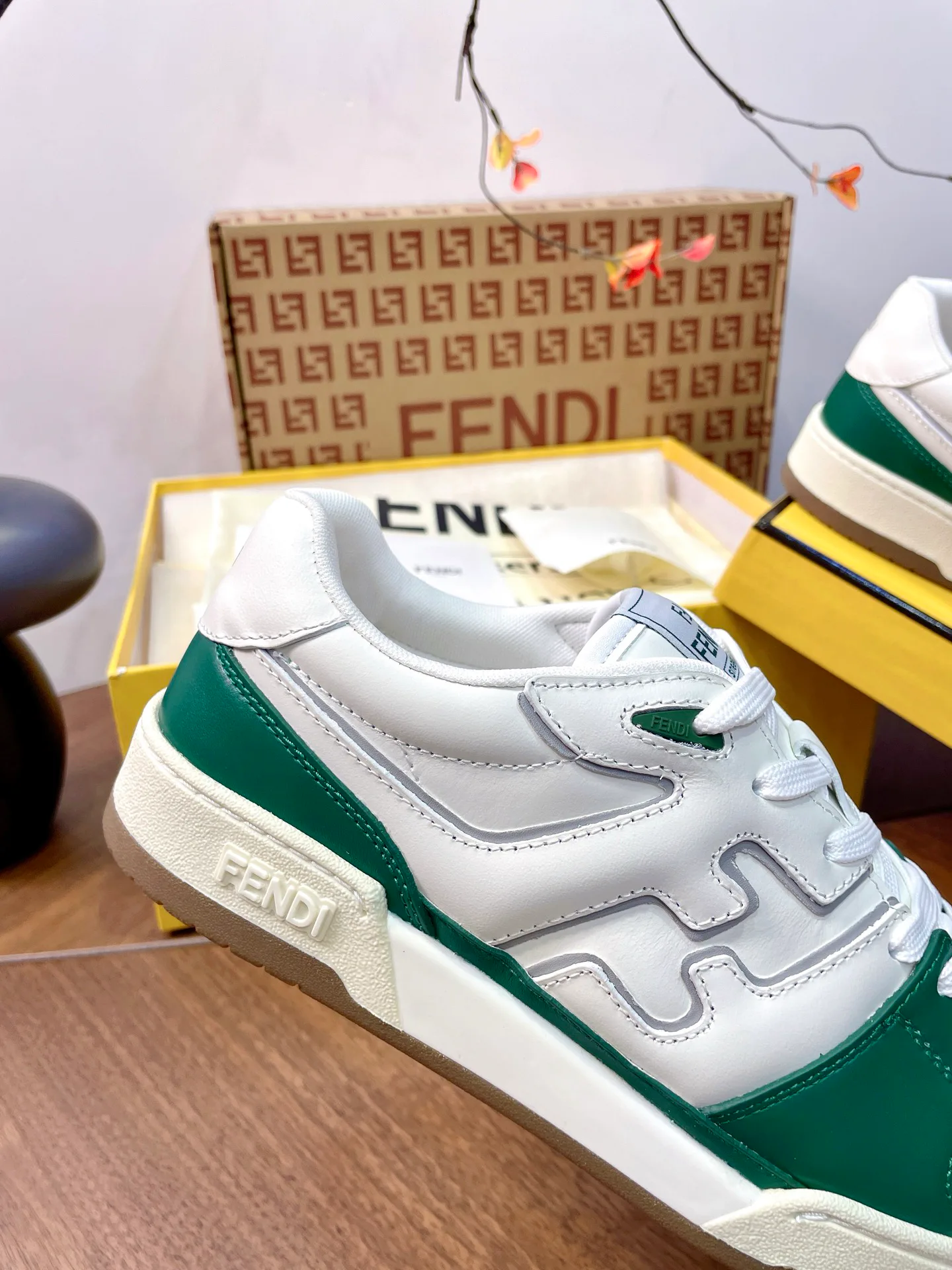 Women's Sneakers FENDI 17957319