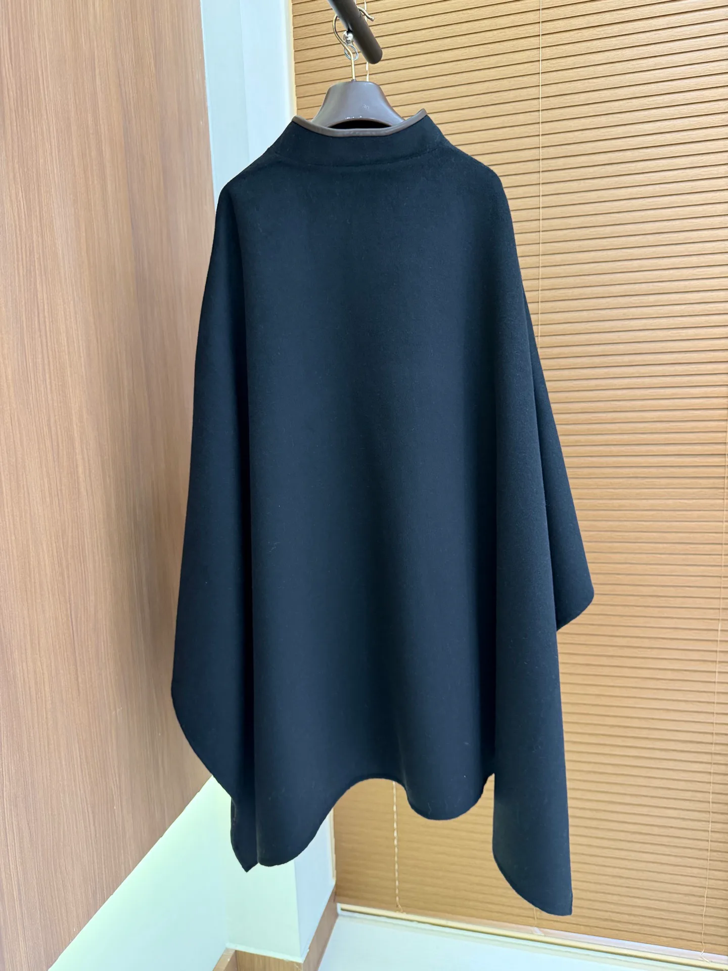 Women's Coats LORO PIANA 18274203