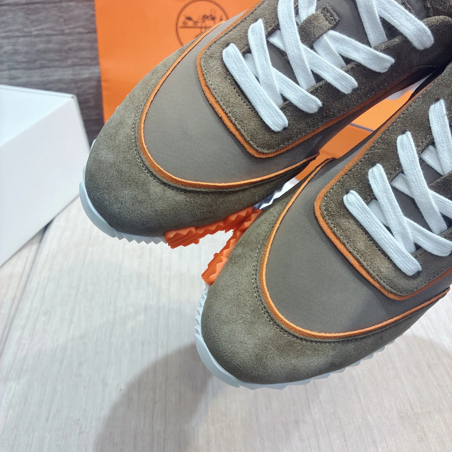 Women's Sneakers HERMES 17977062