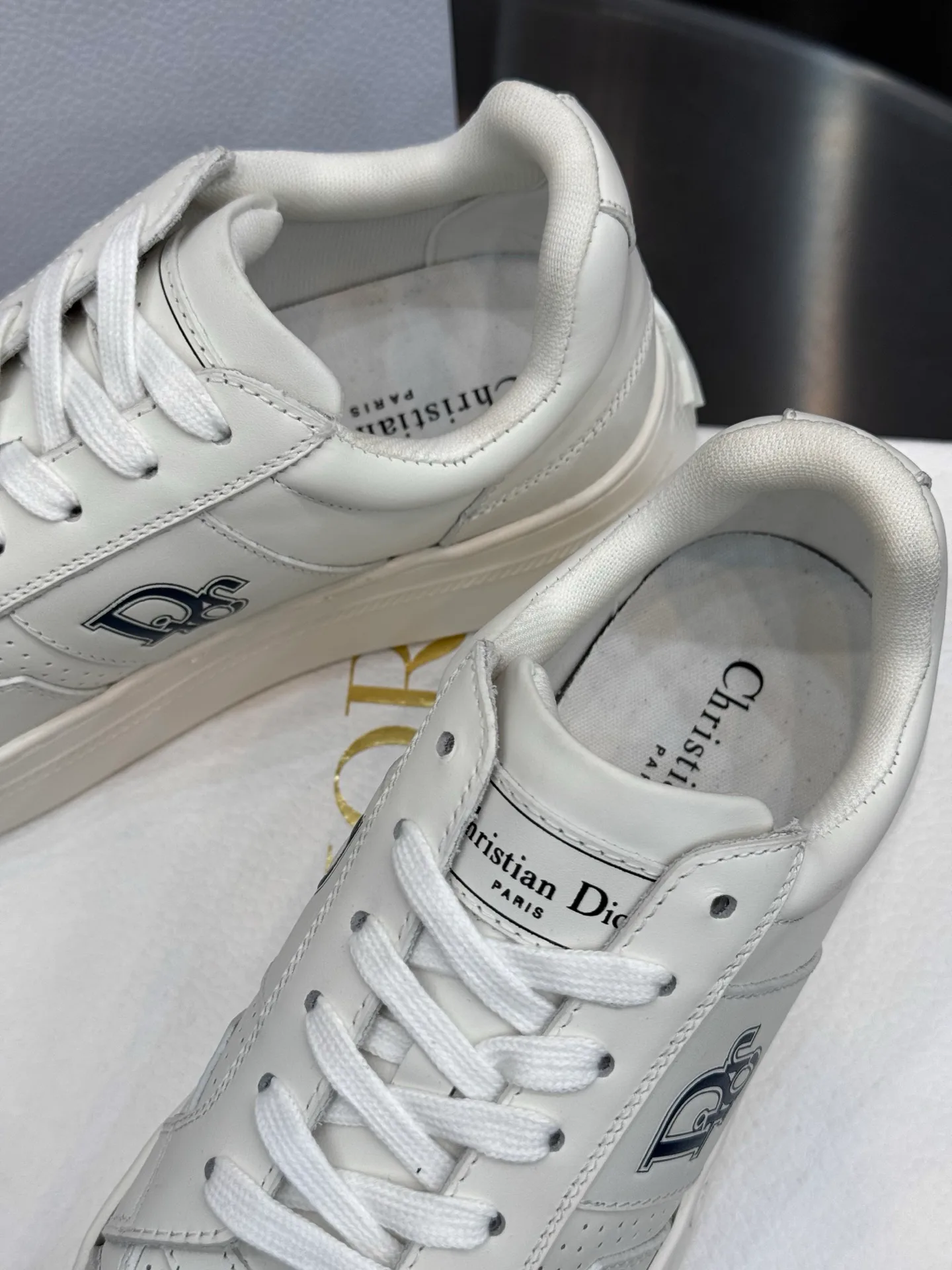 Women's Sneakers CHRISTIAN DIOR 18202452