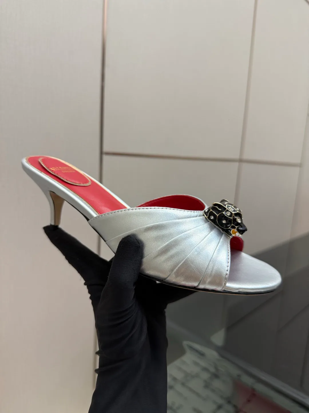 Women's Open-Toe Sandals VALENTINO 18049038