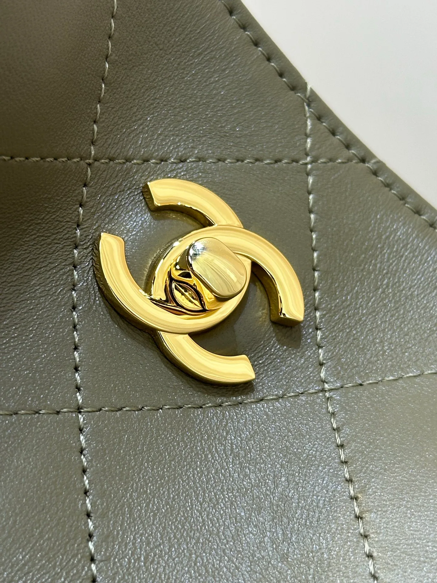Women's Classic Handbags CHANEL 17853091