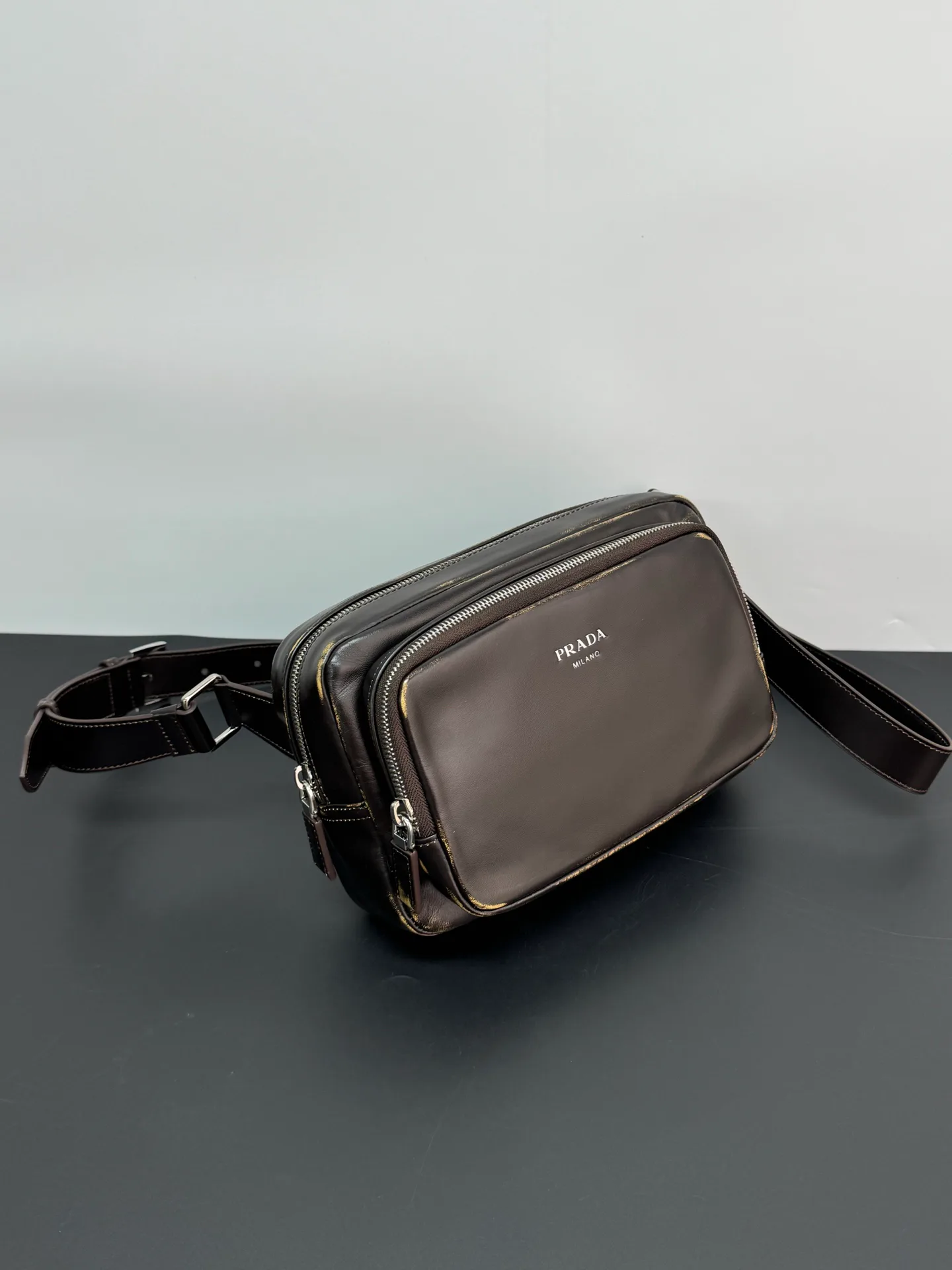 Сумки На Ремне Женские Prada 18573686