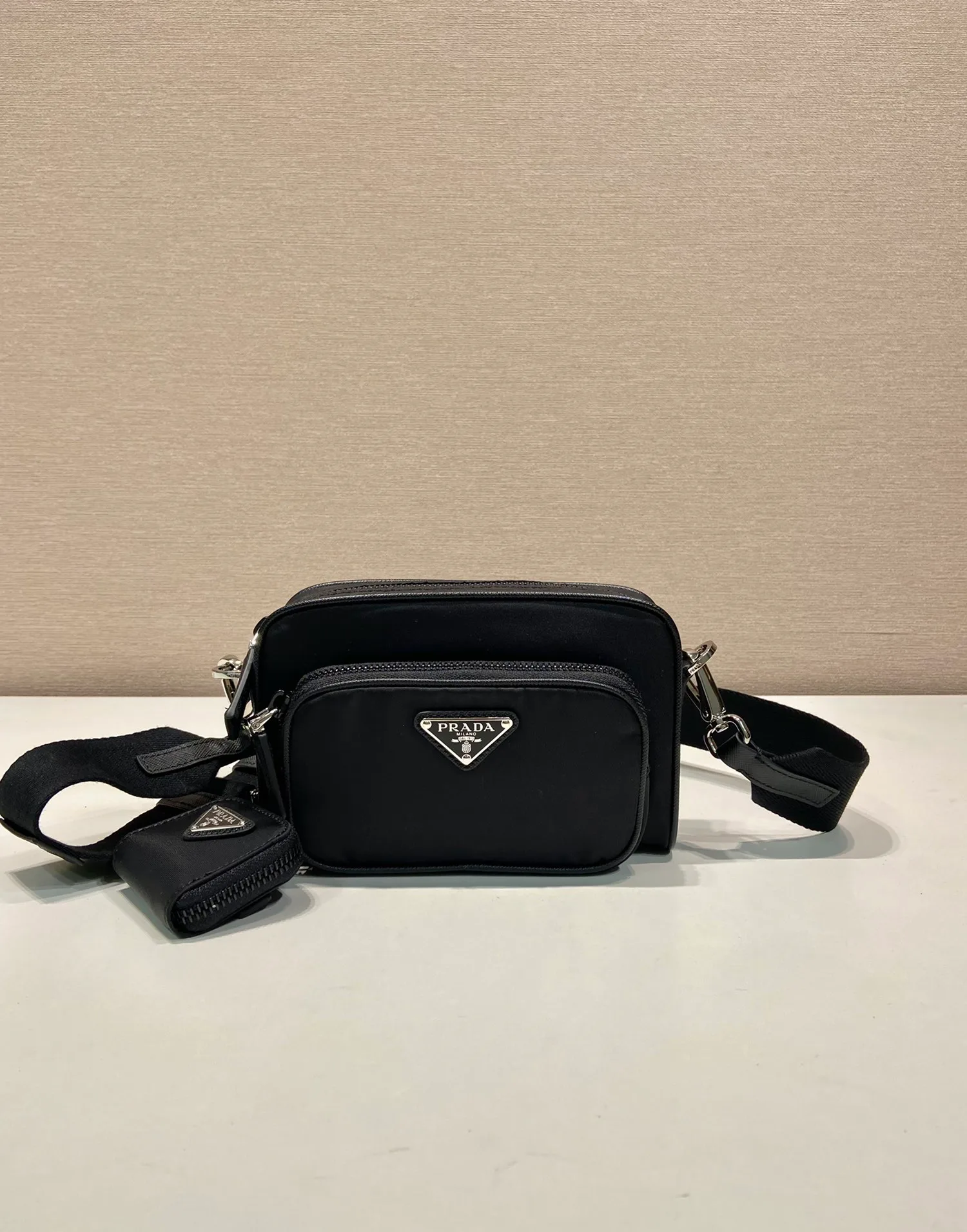 Сумки На Ремне Женские Prada 18585455