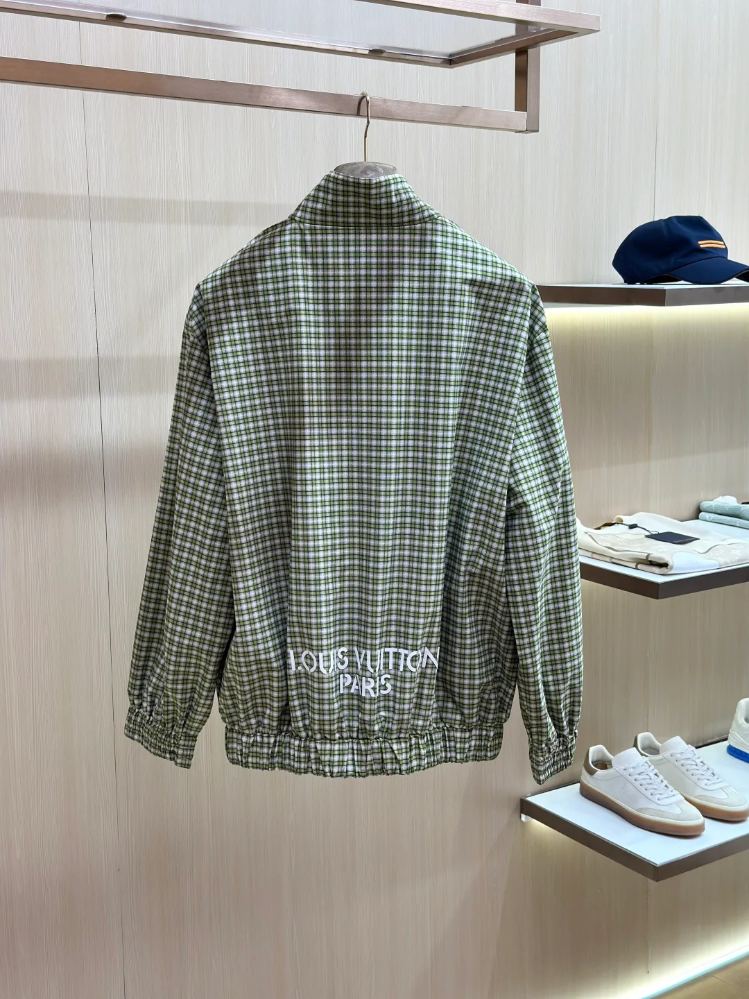 Куртки И Пуховики Мужские Louis Vuitton 18599313