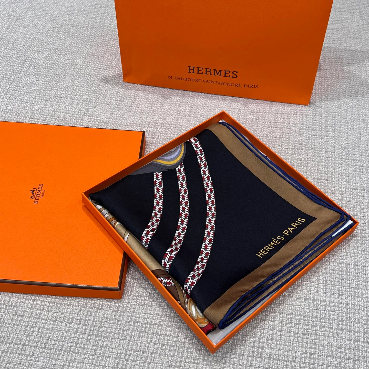 Silk Scarves HERMES 17991436