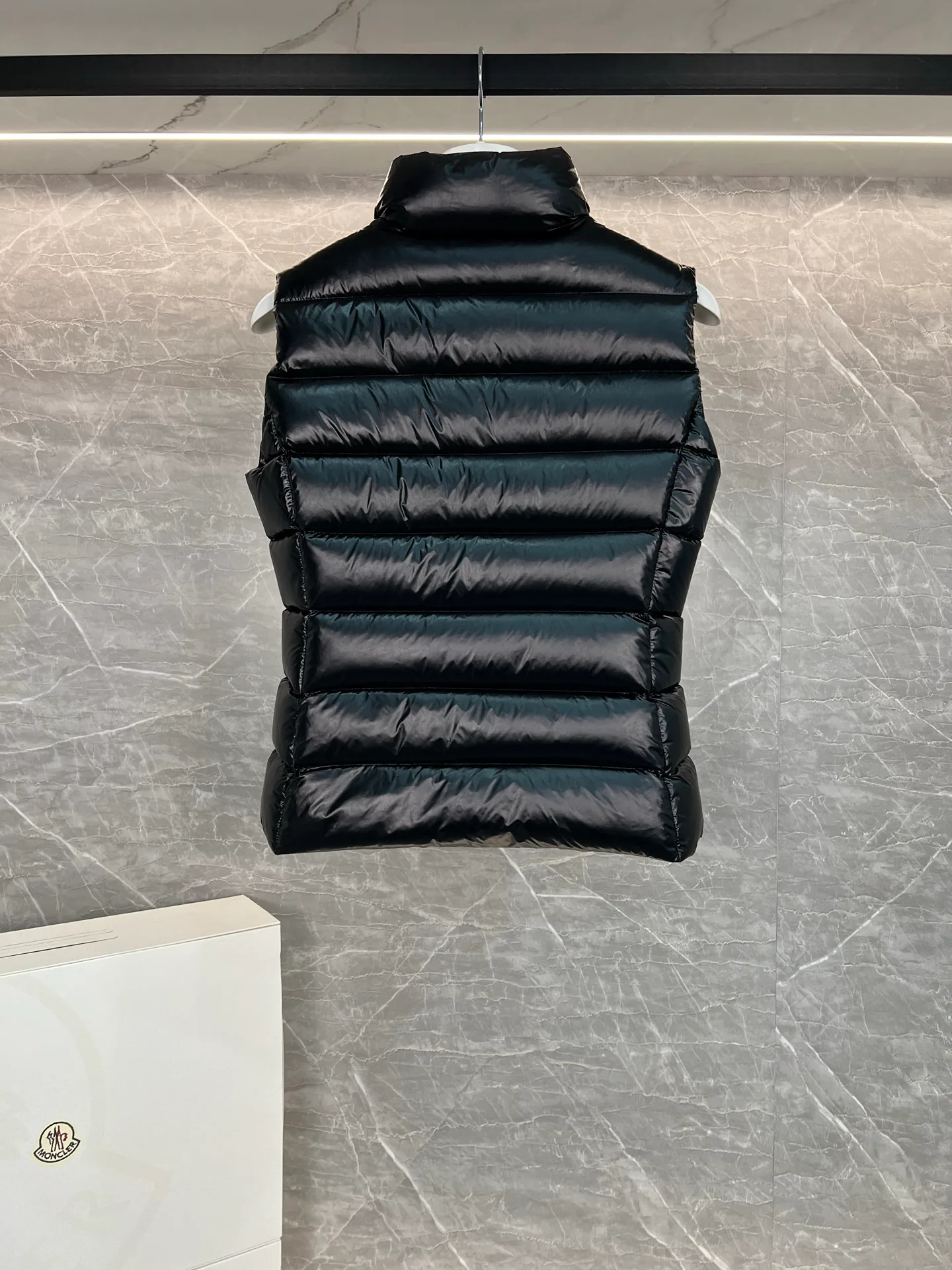 Women's Vests MONCLER 17850093