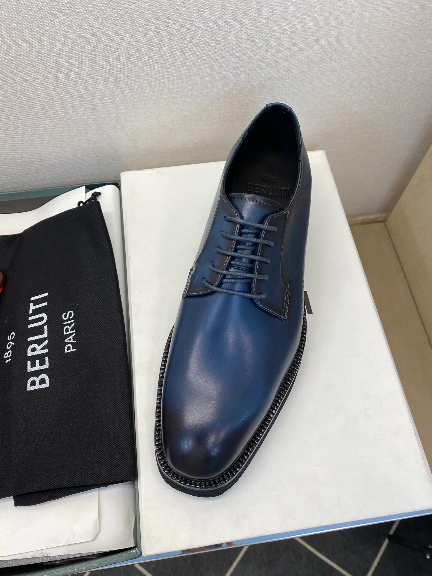 Men's Loafers And Dress Shoes BERLUTI 17971850