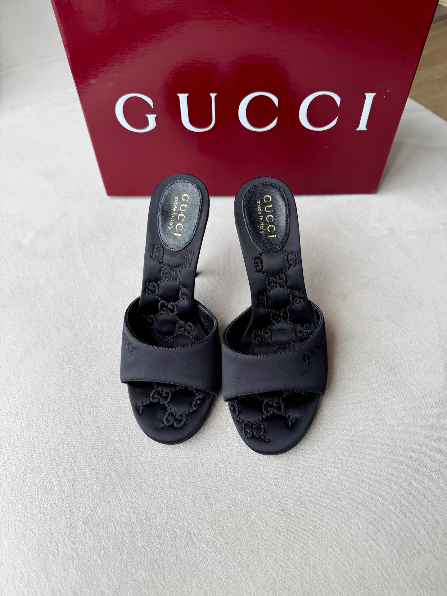 Women's Open-Toe Sandals GUCCI 18120656