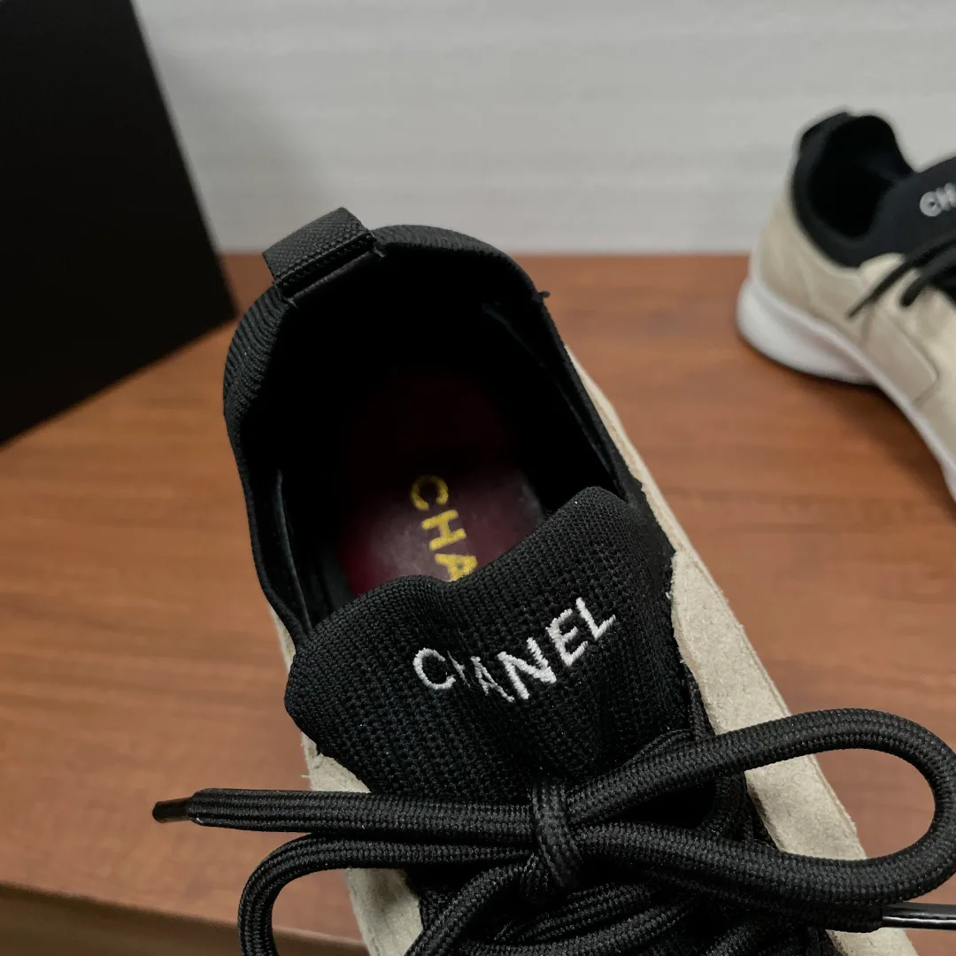 Women's Sneakers CHANEL 17542464