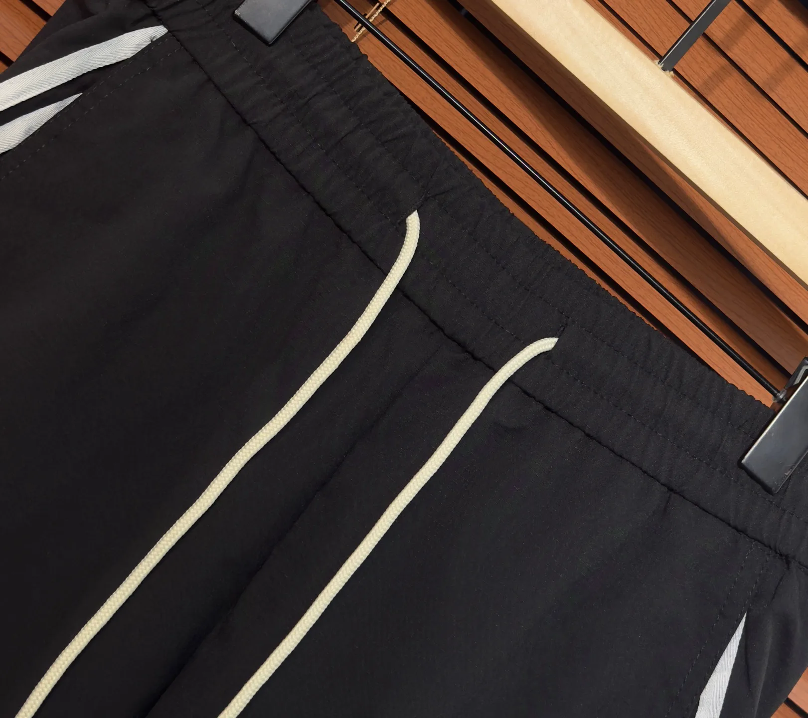 Men's Trousers BALENCIAGA 18098316