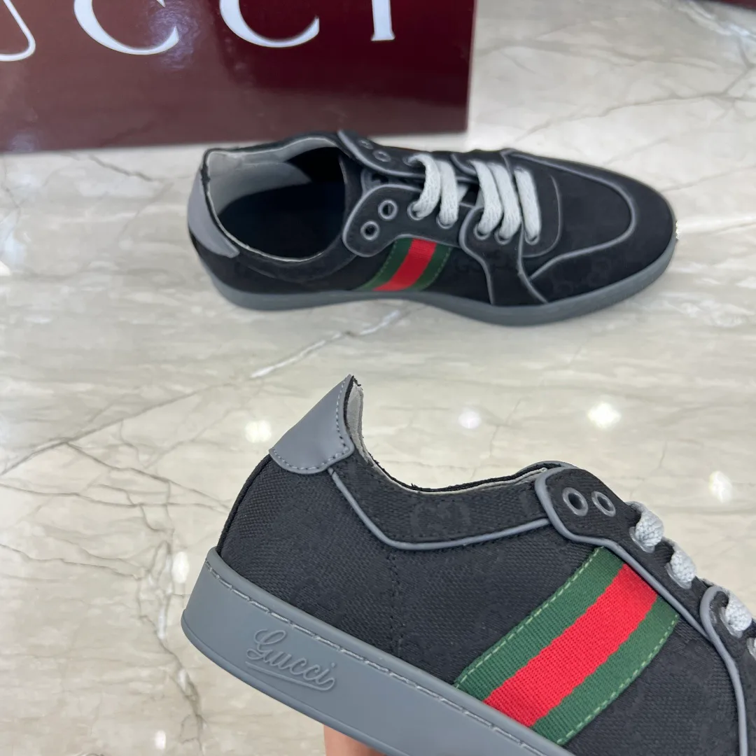 Women's Sneakers GUCCI 17838797