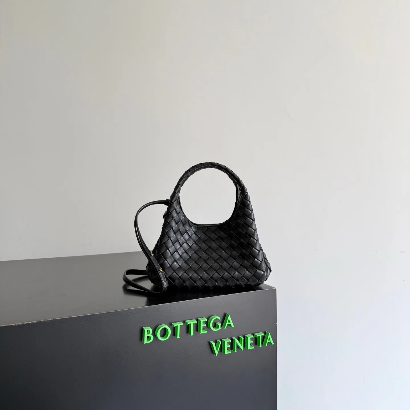 Women's Classic Handbags BOTTEGA VENETA 18467925