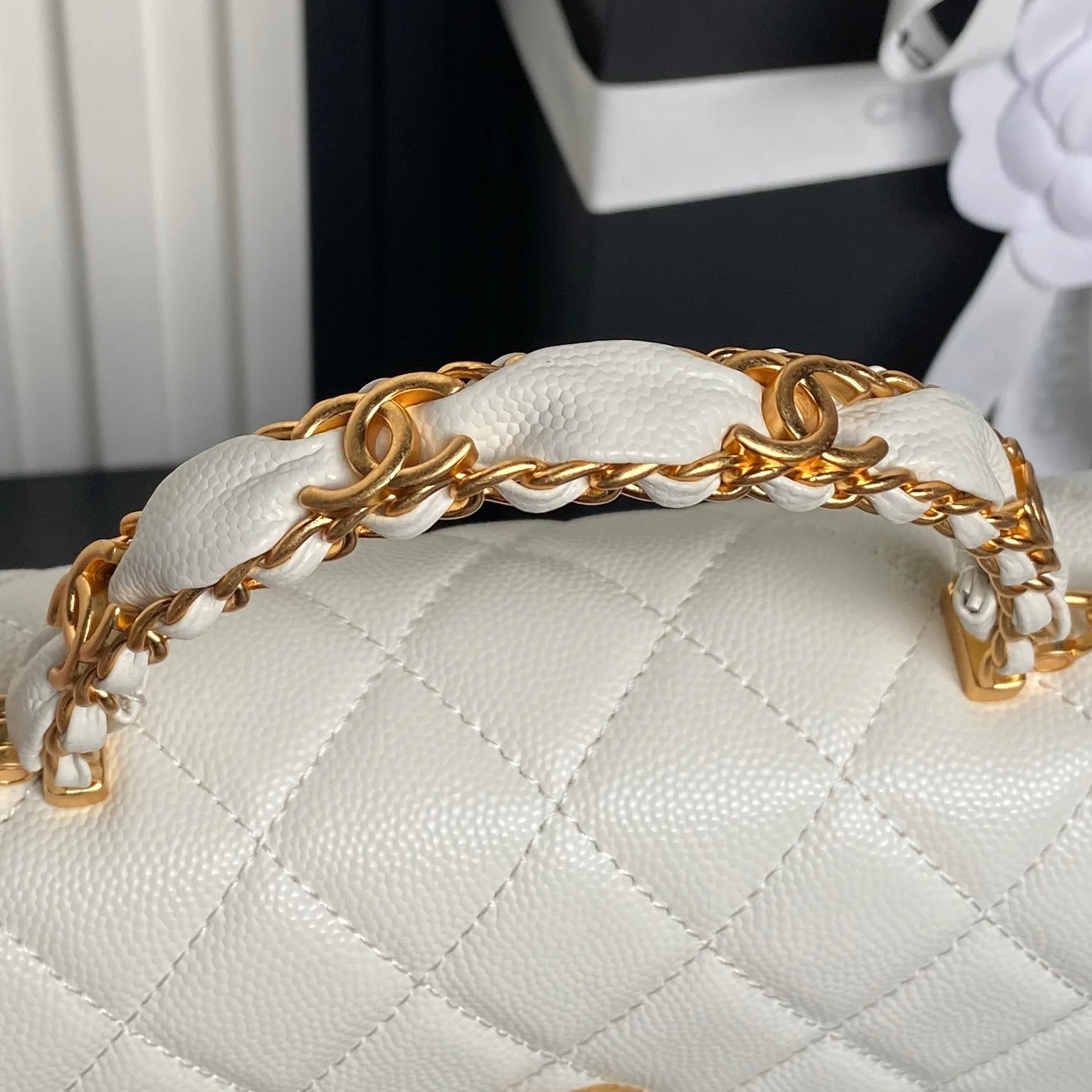 Women's Classic Handbags CHANEL 18000294