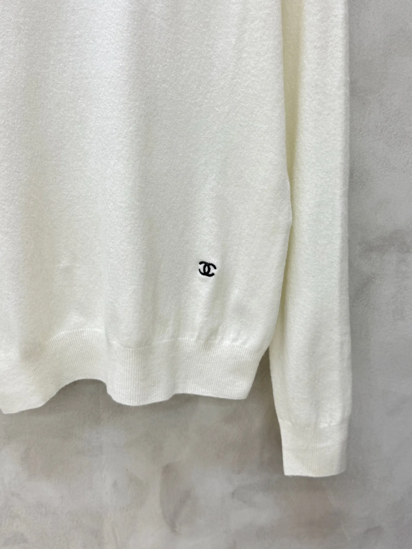 Women's Jumpers And Sweaters CHANEL 18389596