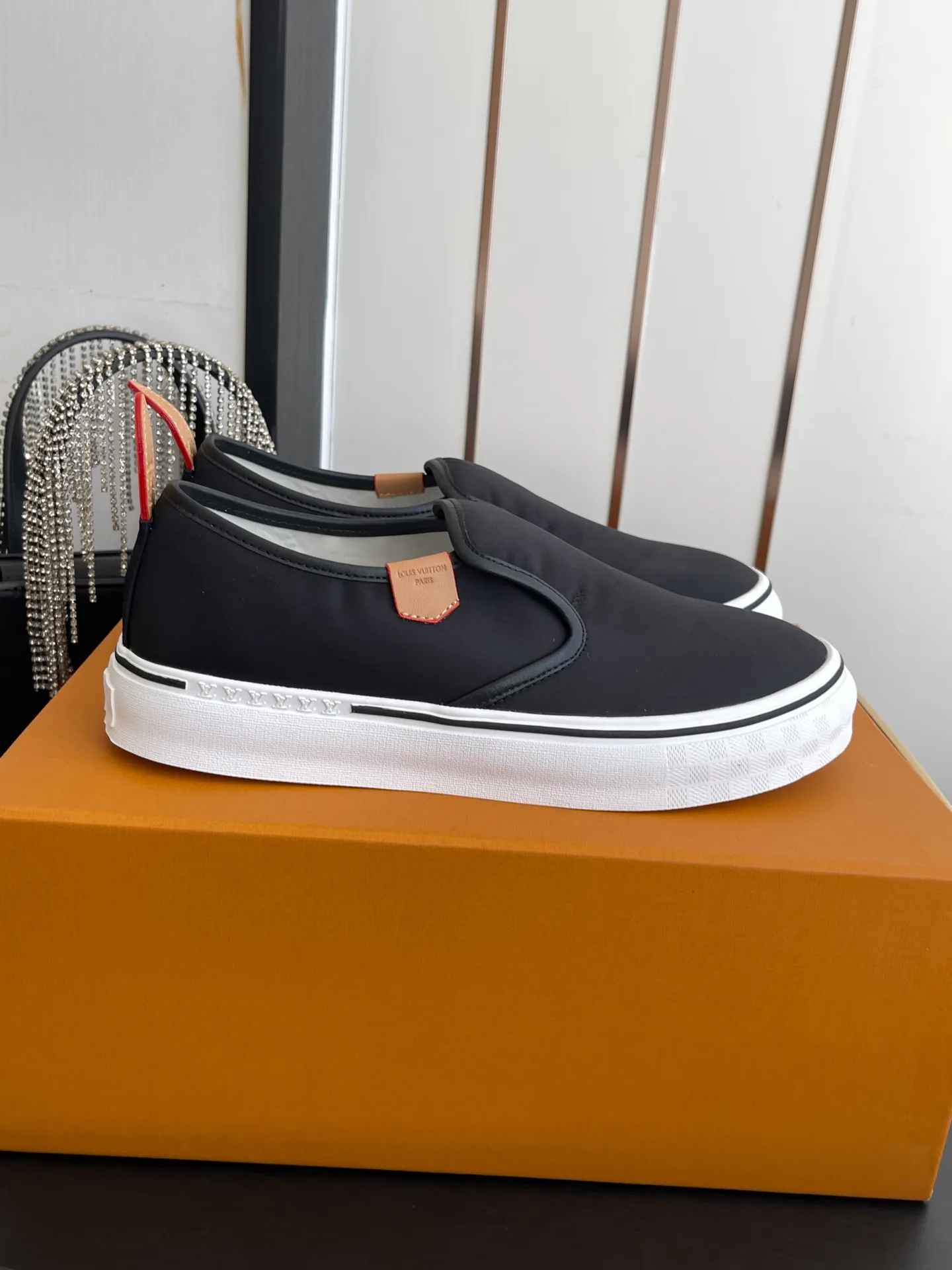 Men's Sneakers LOUIS VUITTON 17908529
