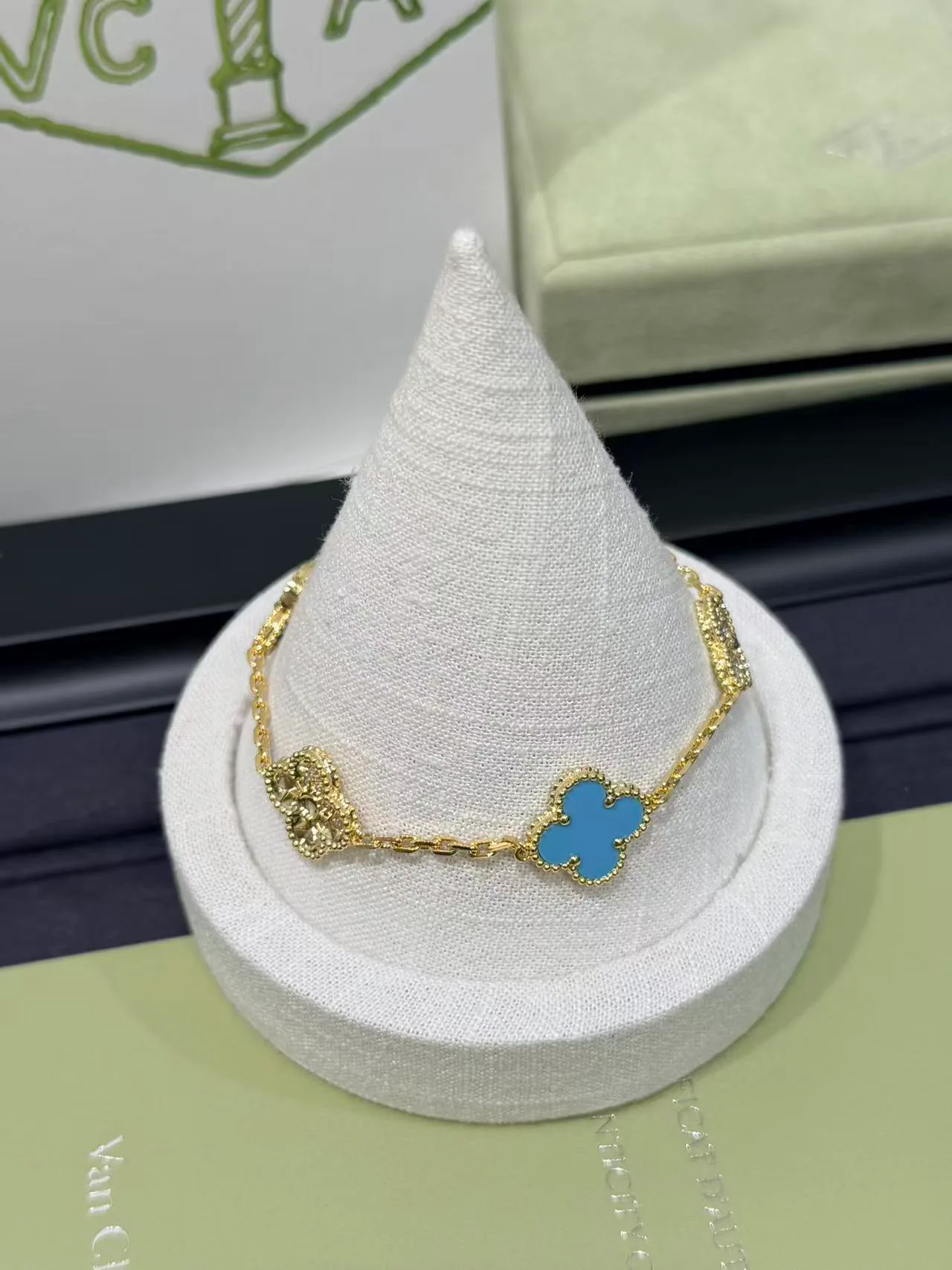 Jewelry VAN CLEEF & ARPELS 17841395