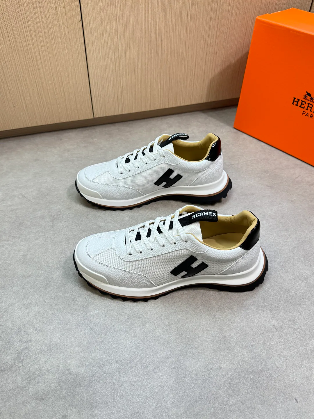 Men's Sneakers HERMES 17961901