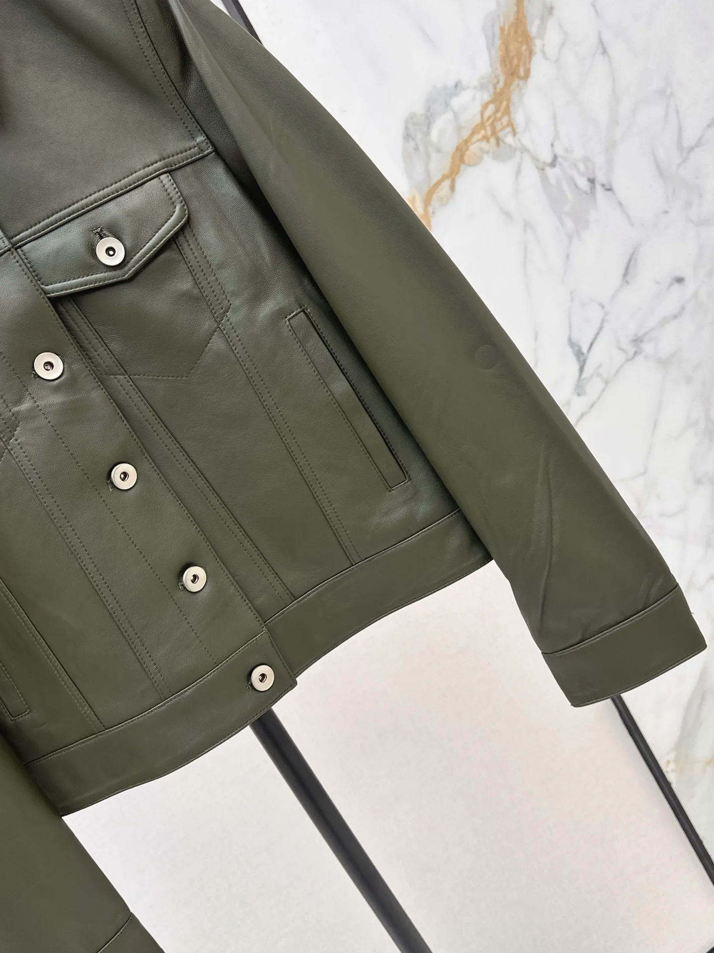 Women's Leather Jackets And Sheepskin Coats BOTTEGA VENETA 18173025