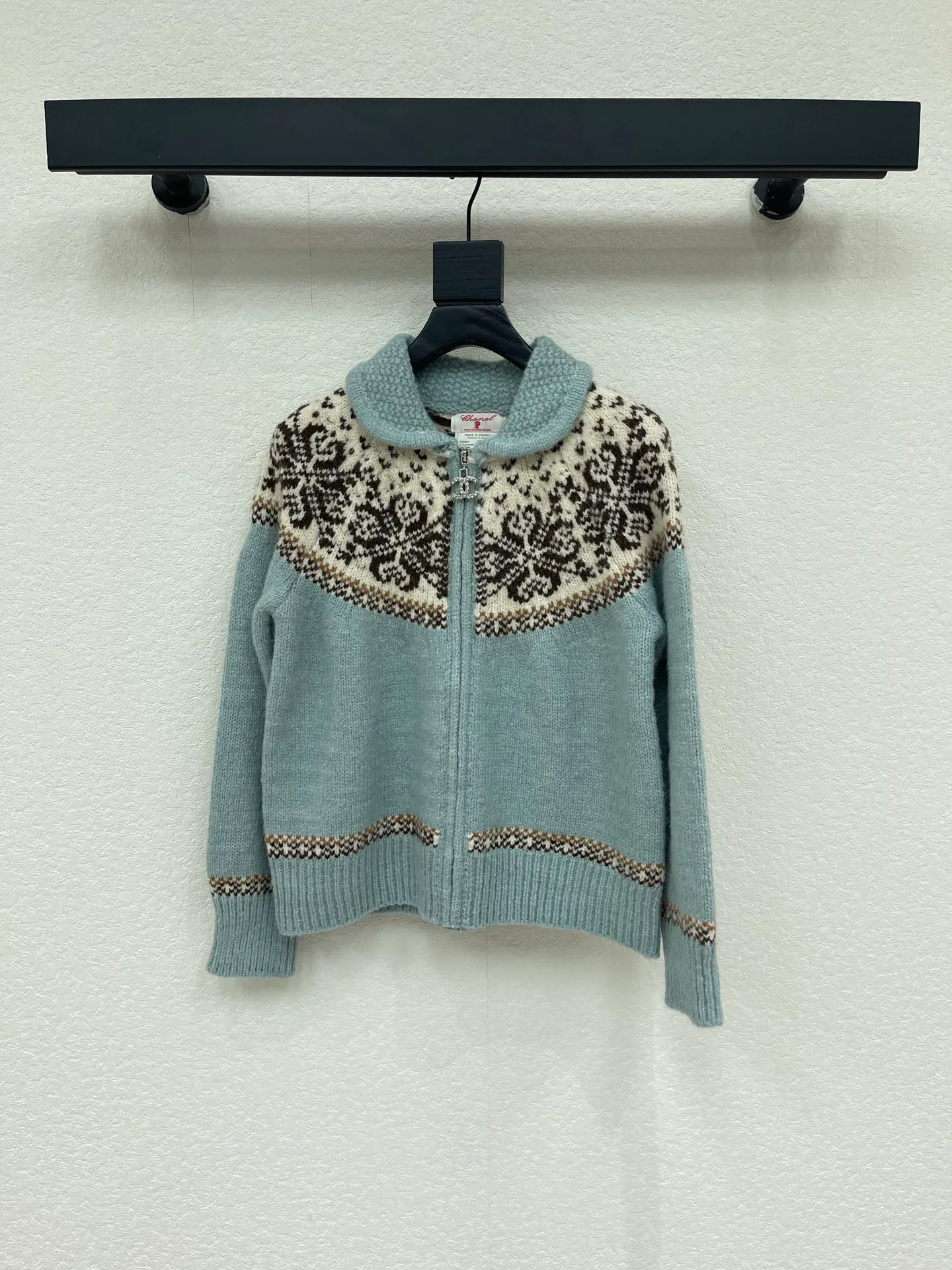 Women's Jumpers And Sweaters CHANEL 18031047