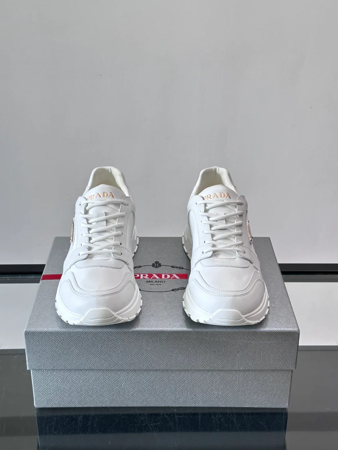 Women's Sneakers PRADA 18102658
